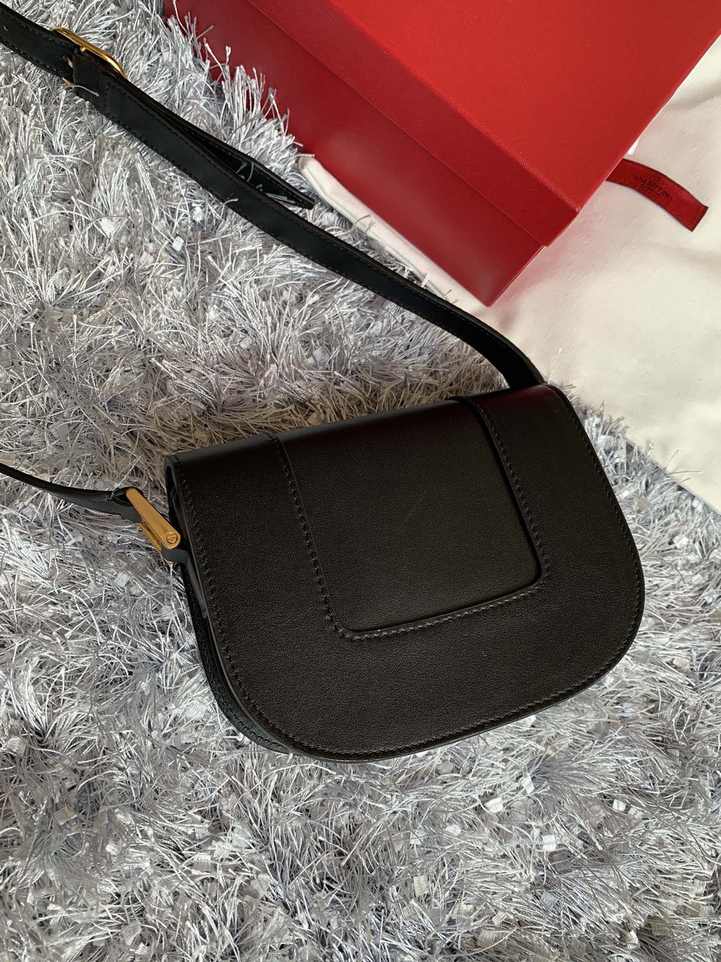 Va1e*ntin0 garavani s*pervee handbags-18*8*15cm