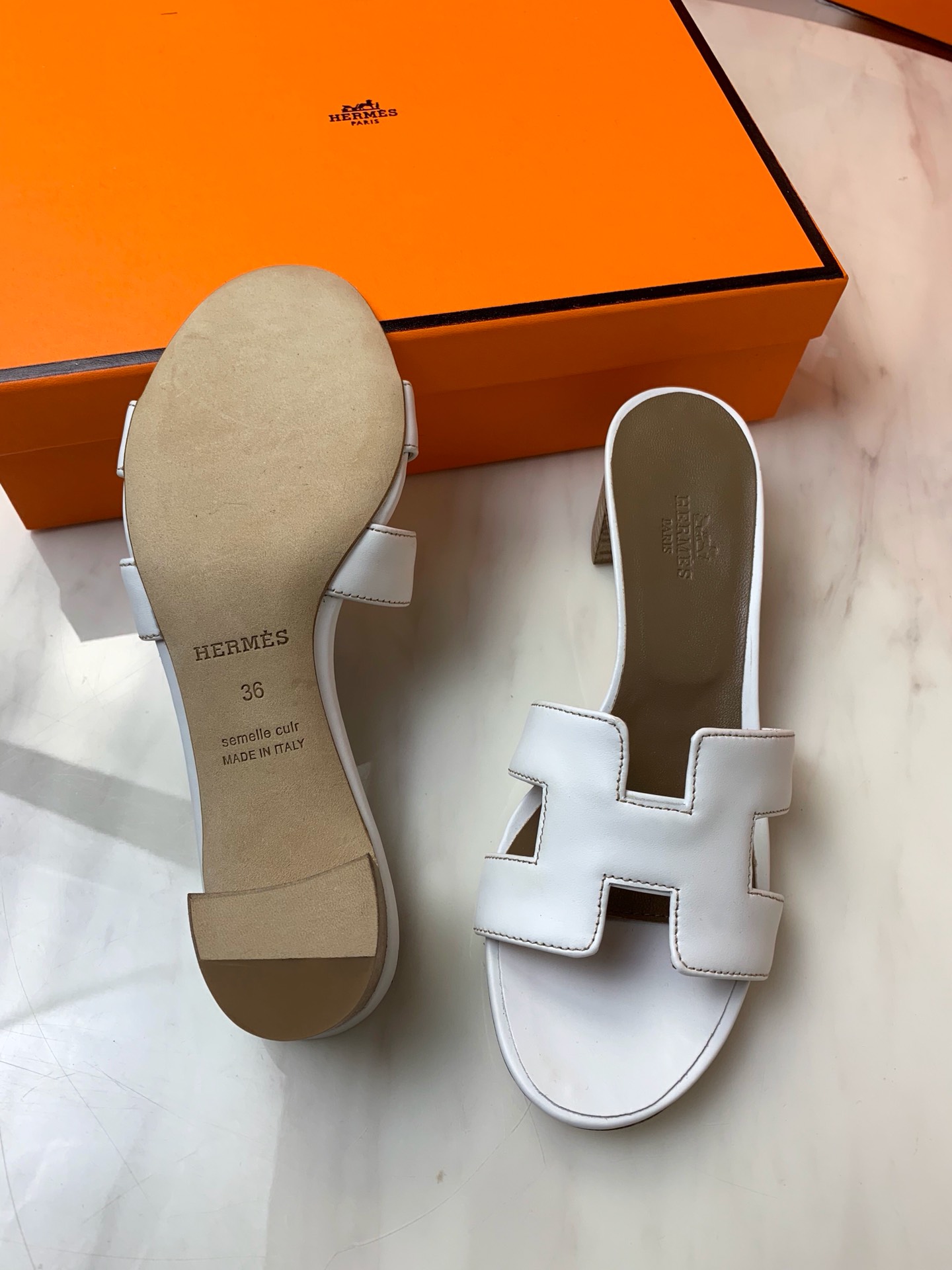 H**mes H**mes classic slippers