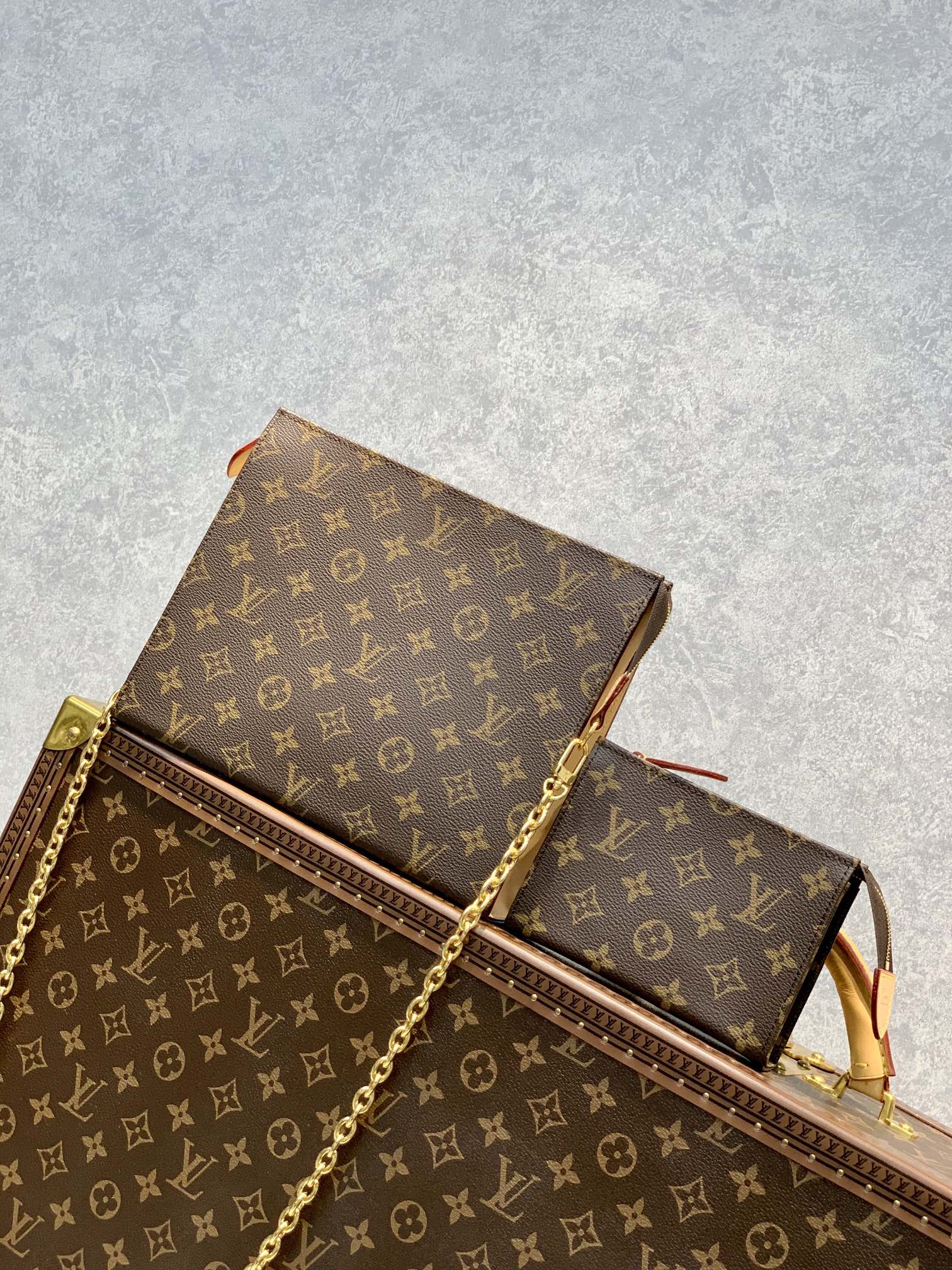 l0*is V*t0nm47543 chain bag-26x20x3cm