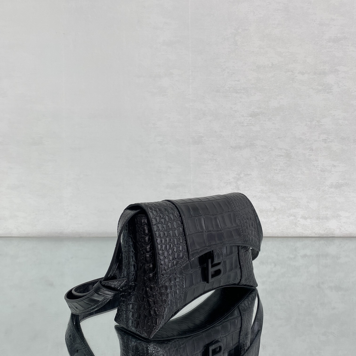 Ba*len*cia*ga hourglass bag-25.5*6*16cm