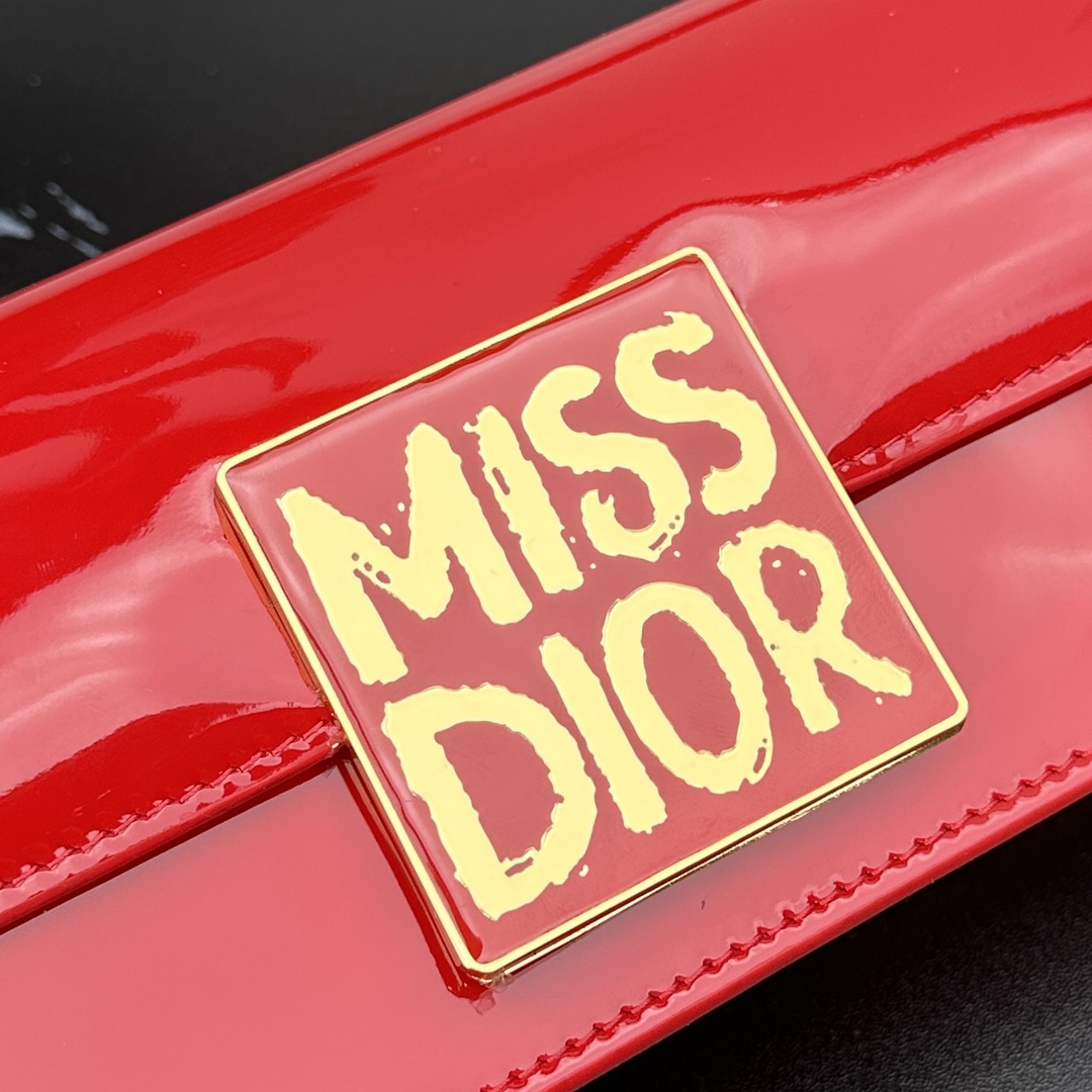 D*or miss D*or allover bag-22*11*6cm