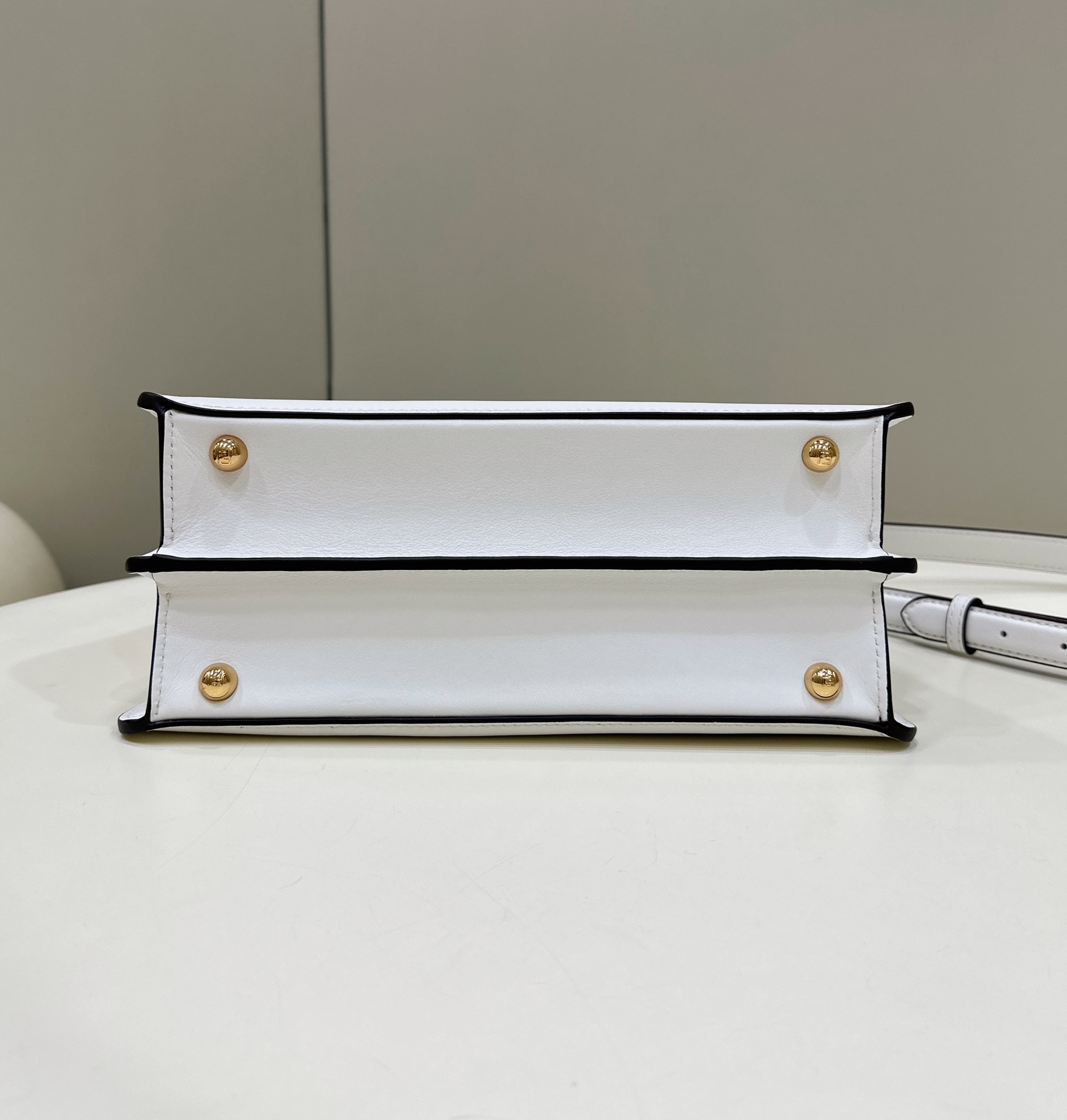 F**di peekaboo i see u bag-29*12*18.5cm