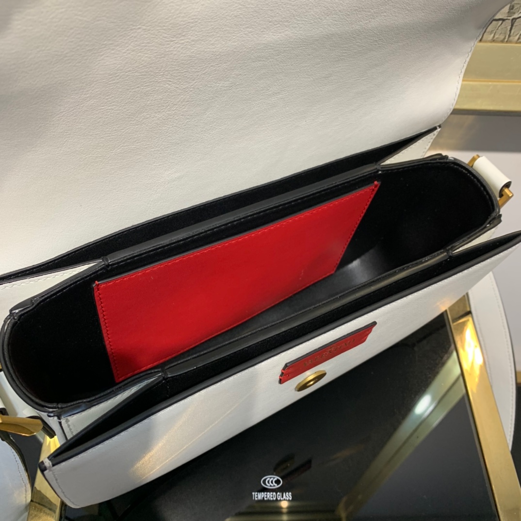 Va1e*ntin0 garavani s*pervee handbags-26*8*16cm