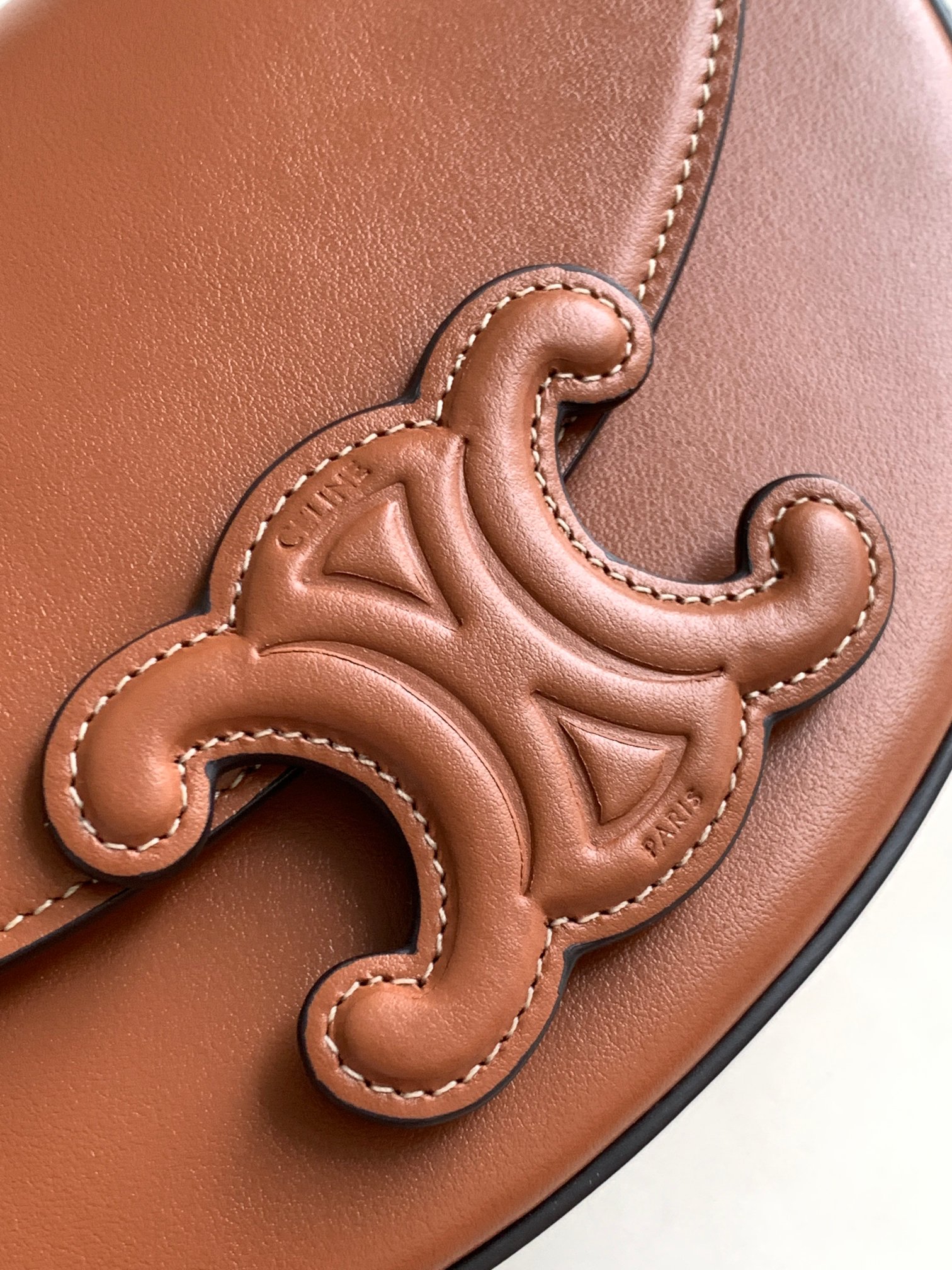 Ce**e besace triomphe bag-23*13.5**6cm