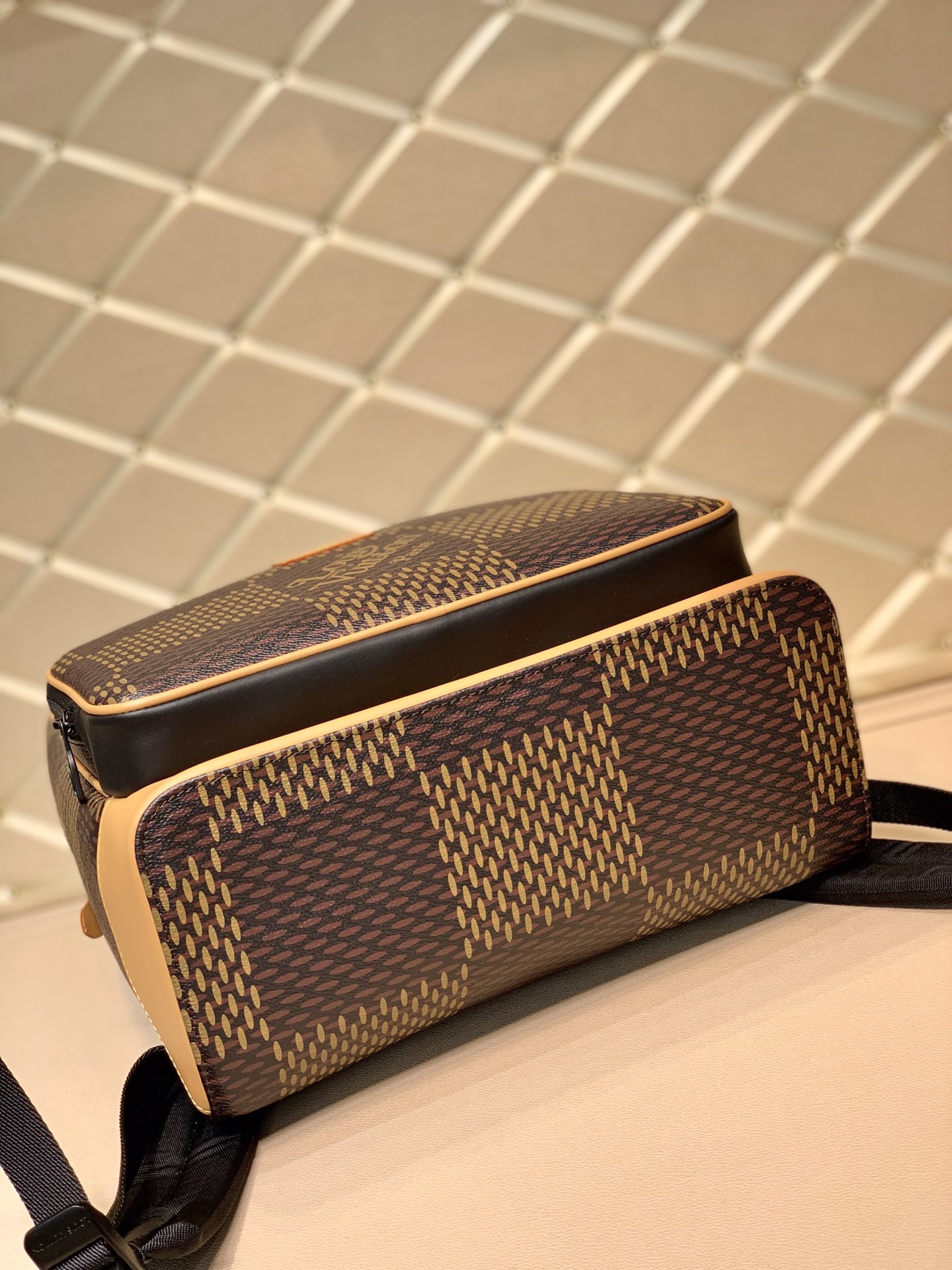 l0*is V*t0n campus backpack-30*39*13cm