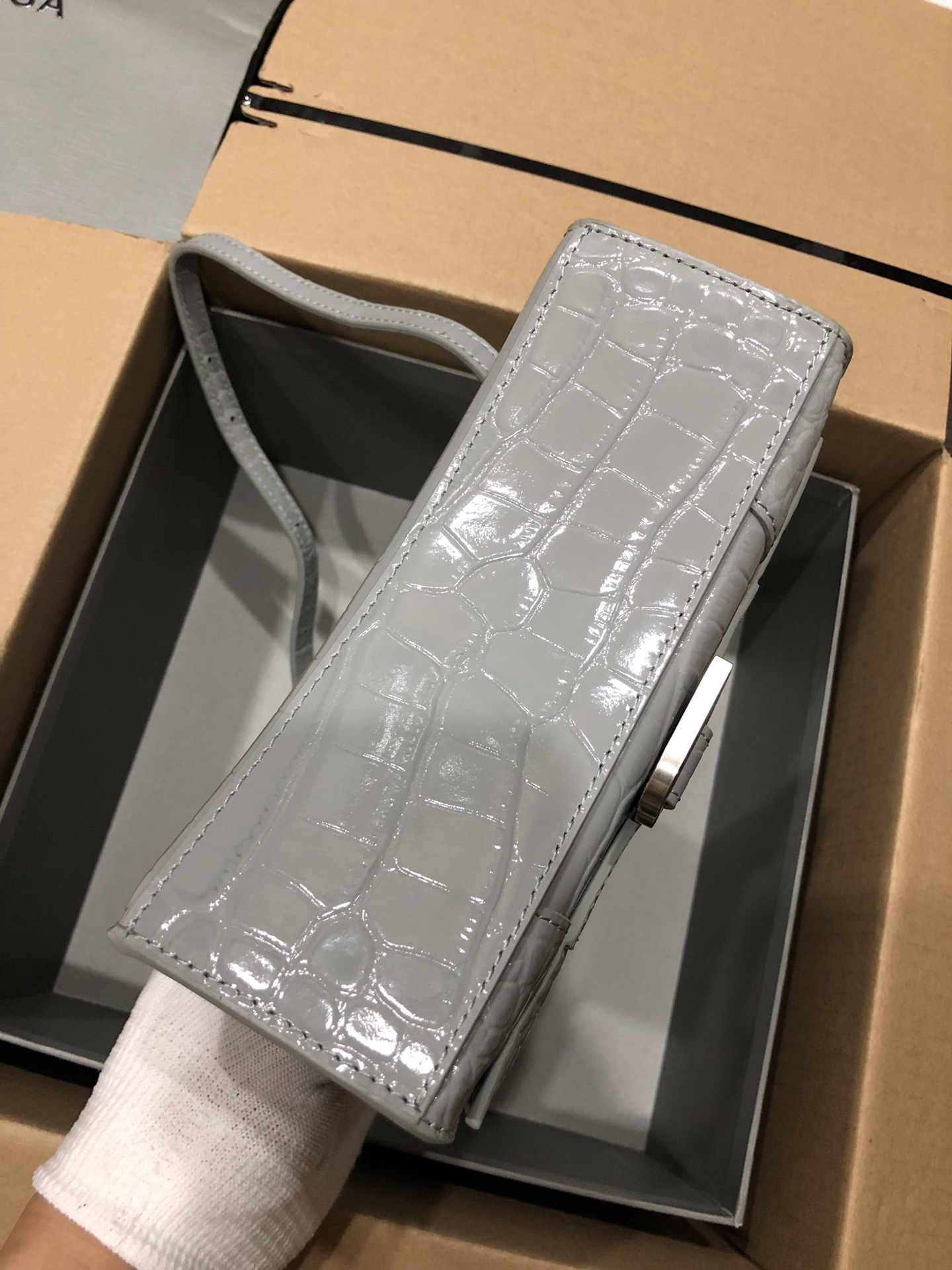 Ba*len*cia*ga small hourglass bag-13*8*19cm