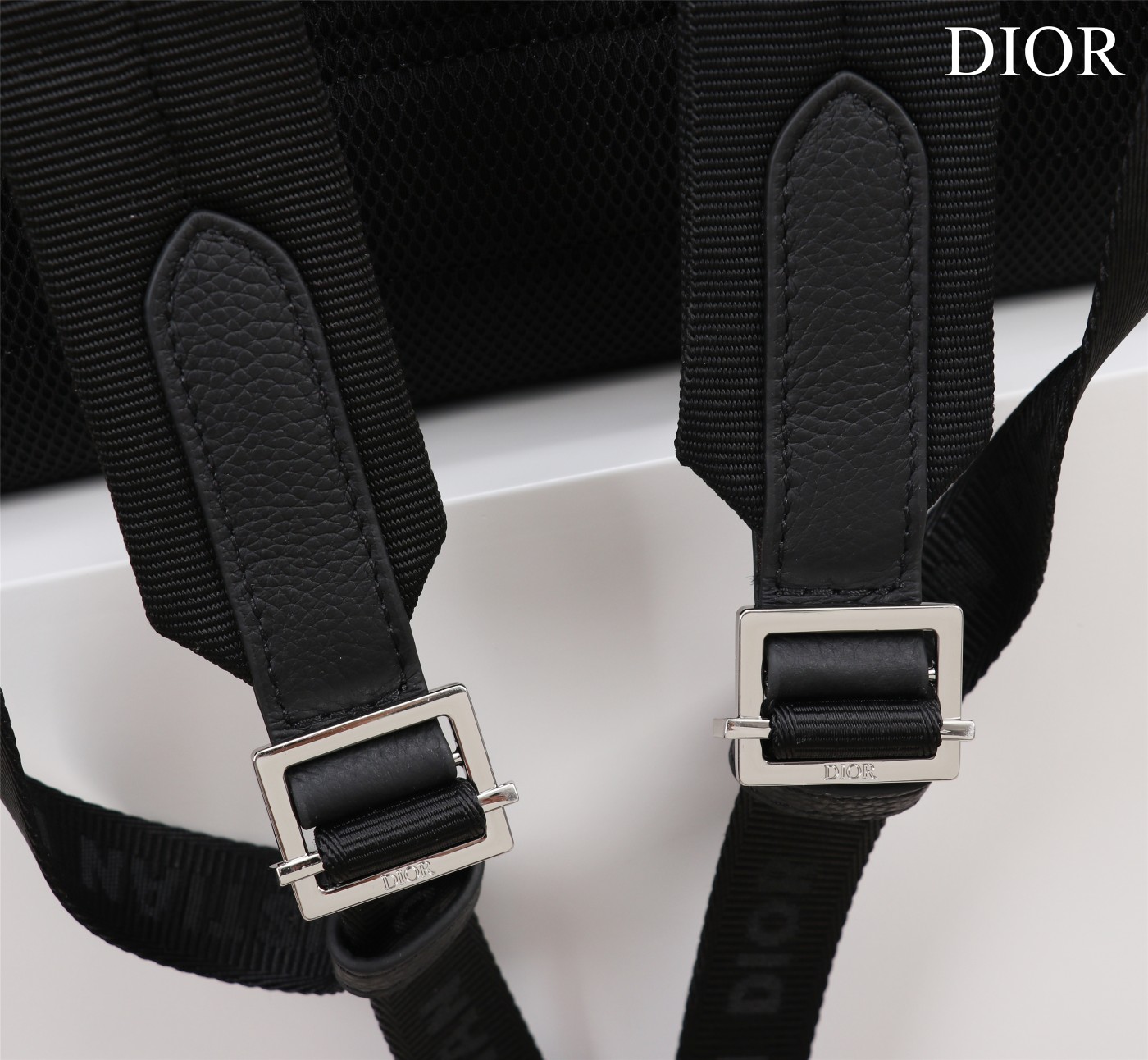 D*or backpack-26.5 x 41.5 x 17.5cm