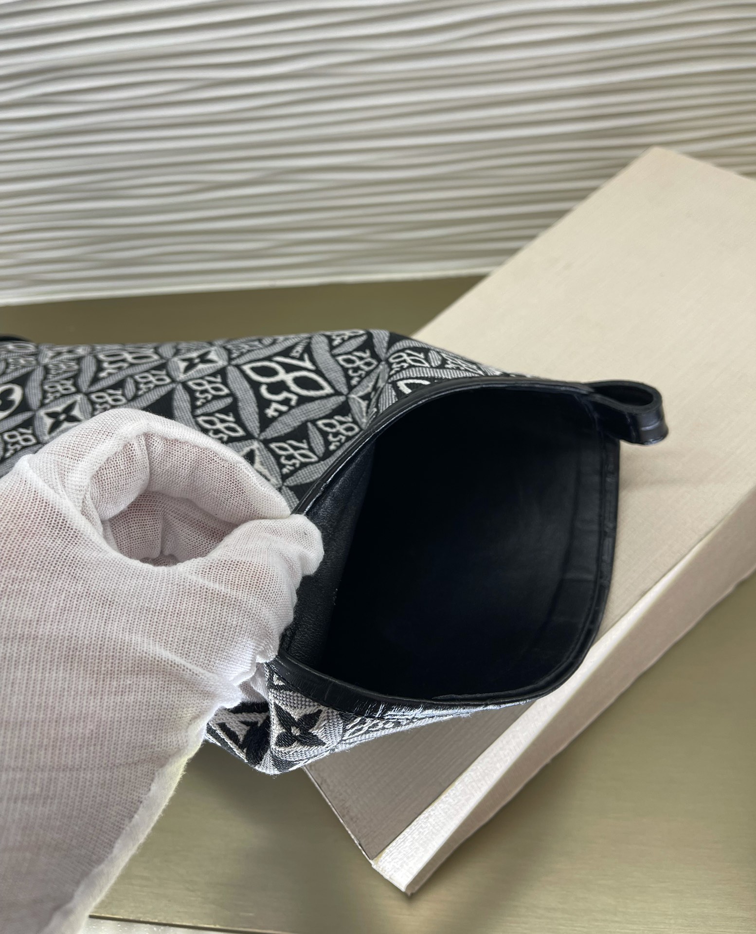 l0*is V*t0n boots(eu35-42)