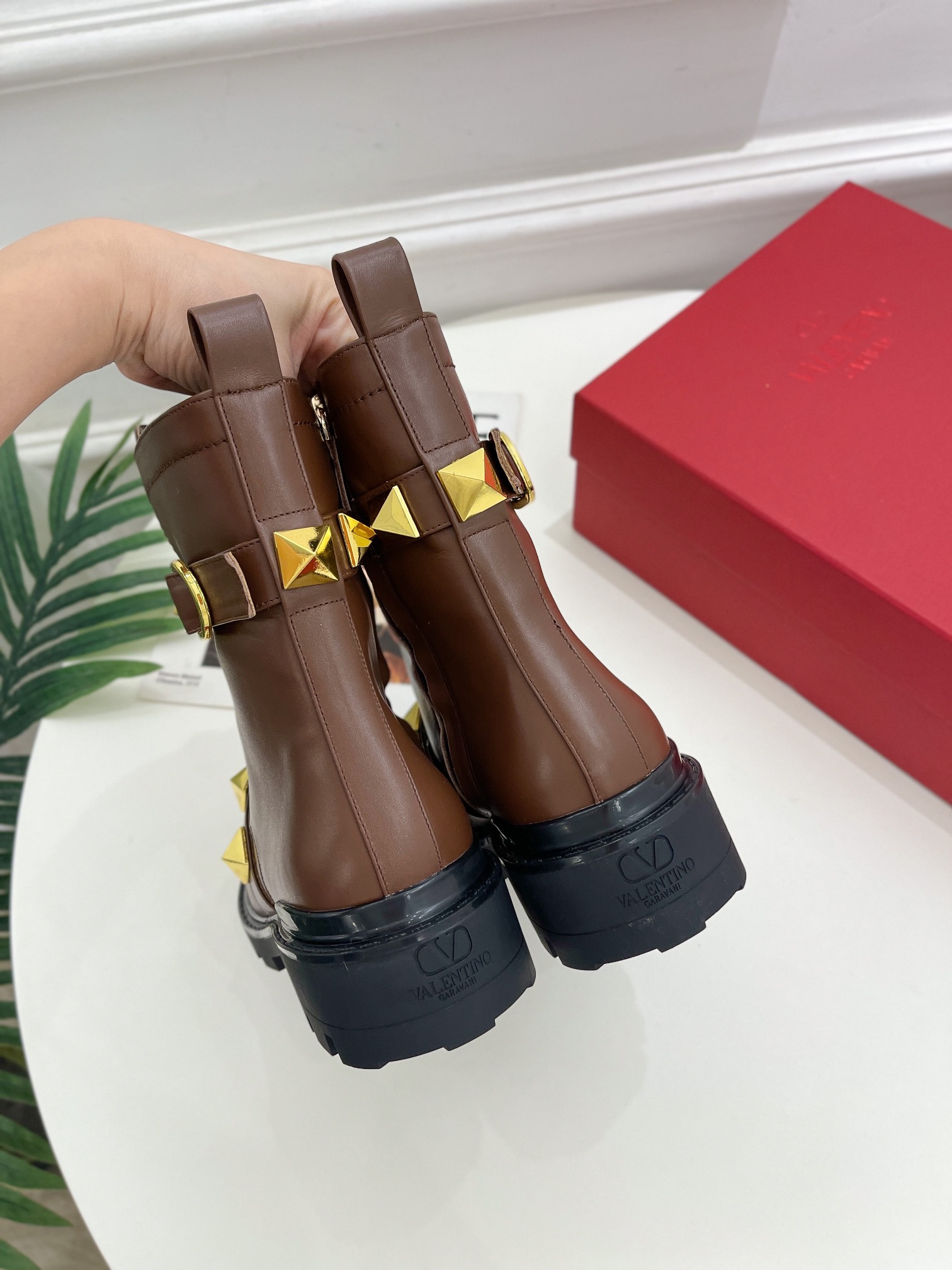 Va1e*ntin0 boots(eu35-41)