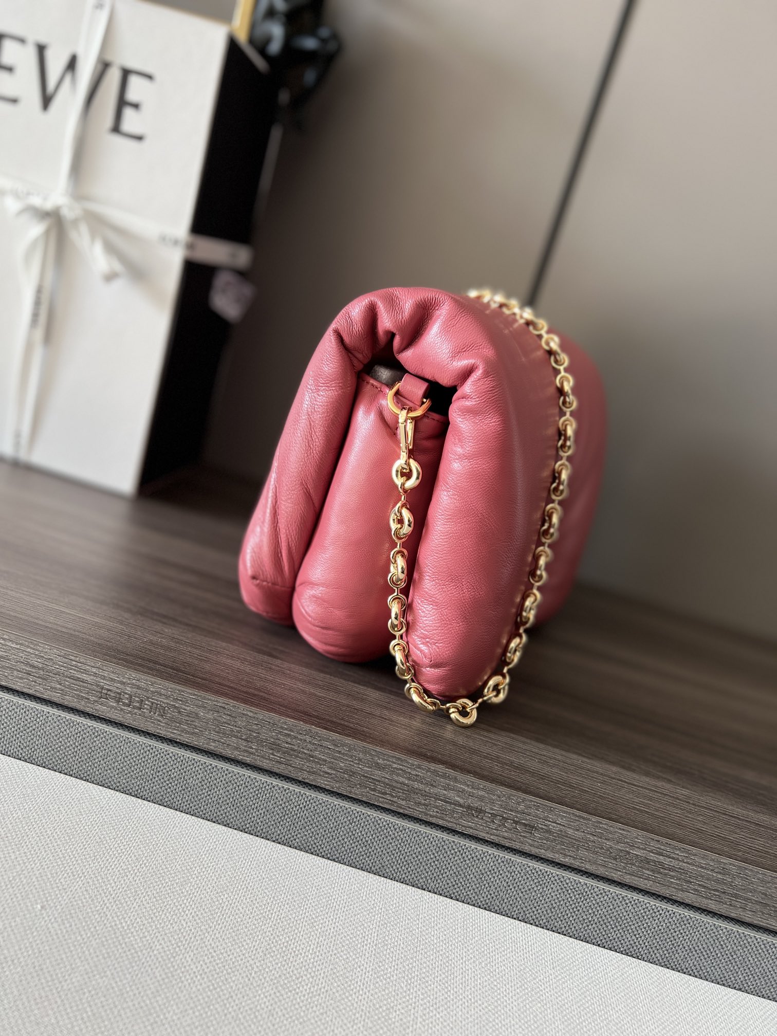 L0ew* puffer goya bag-23*13*6cm