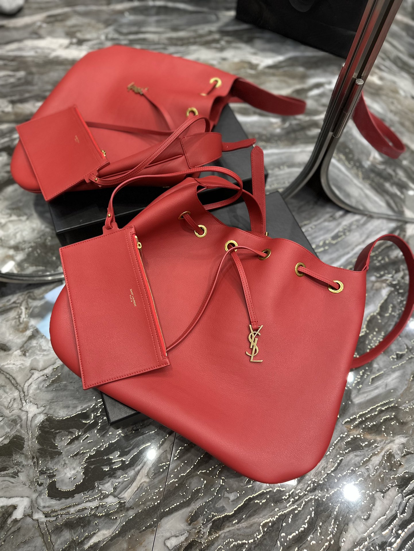 Y*L flat hobo bag-44×33×2.5cm