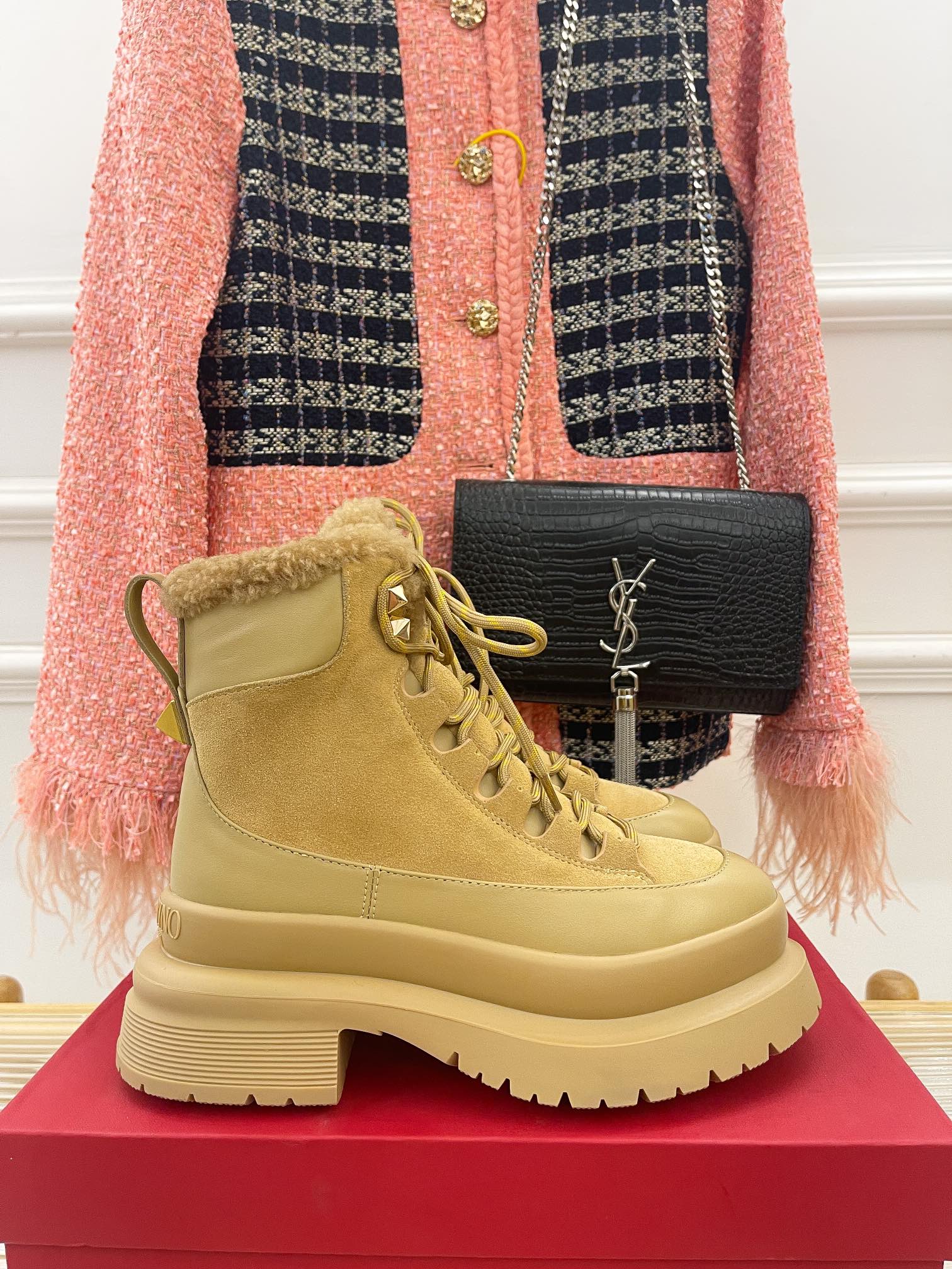 Va1e*ntin0 boots(eu35-41)