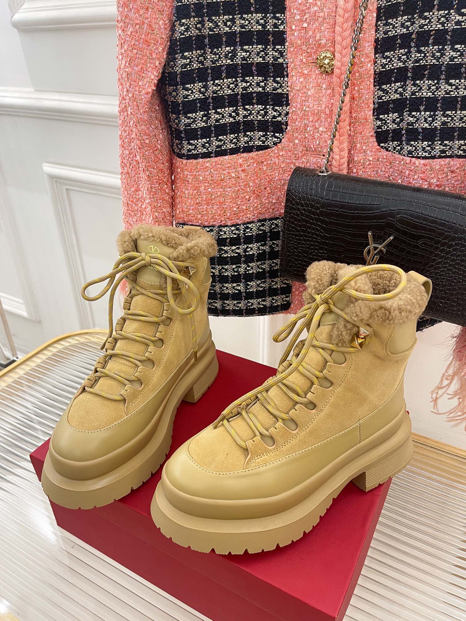 Va1e*ntin0 boots(eu35-41)