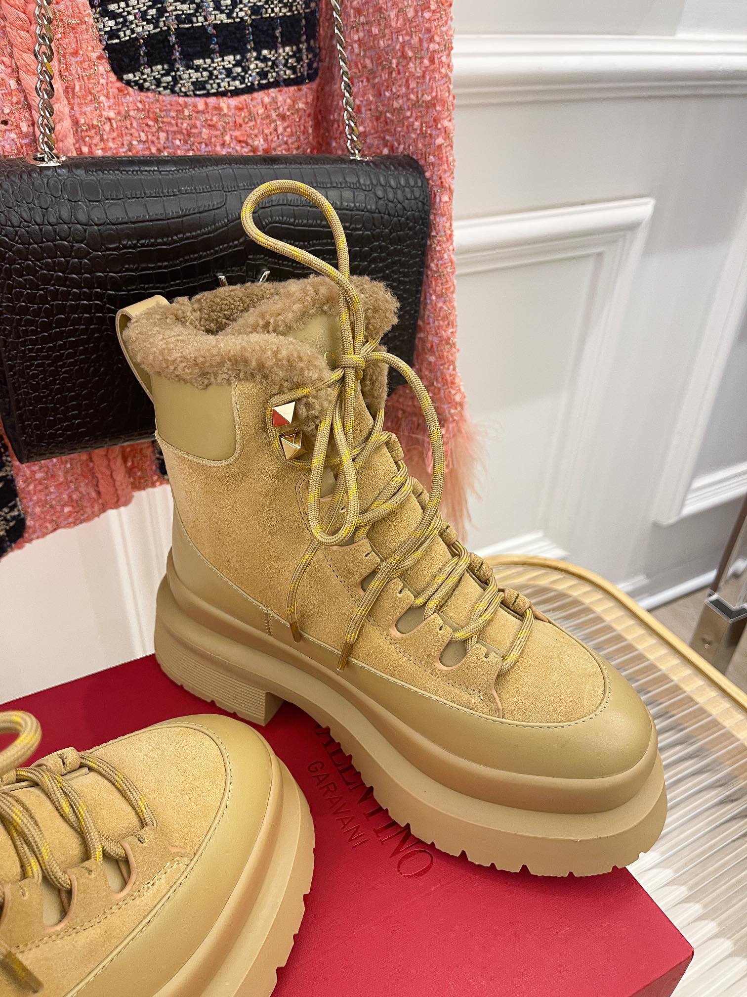 Va1e*ntin0 boots(eu35-41)