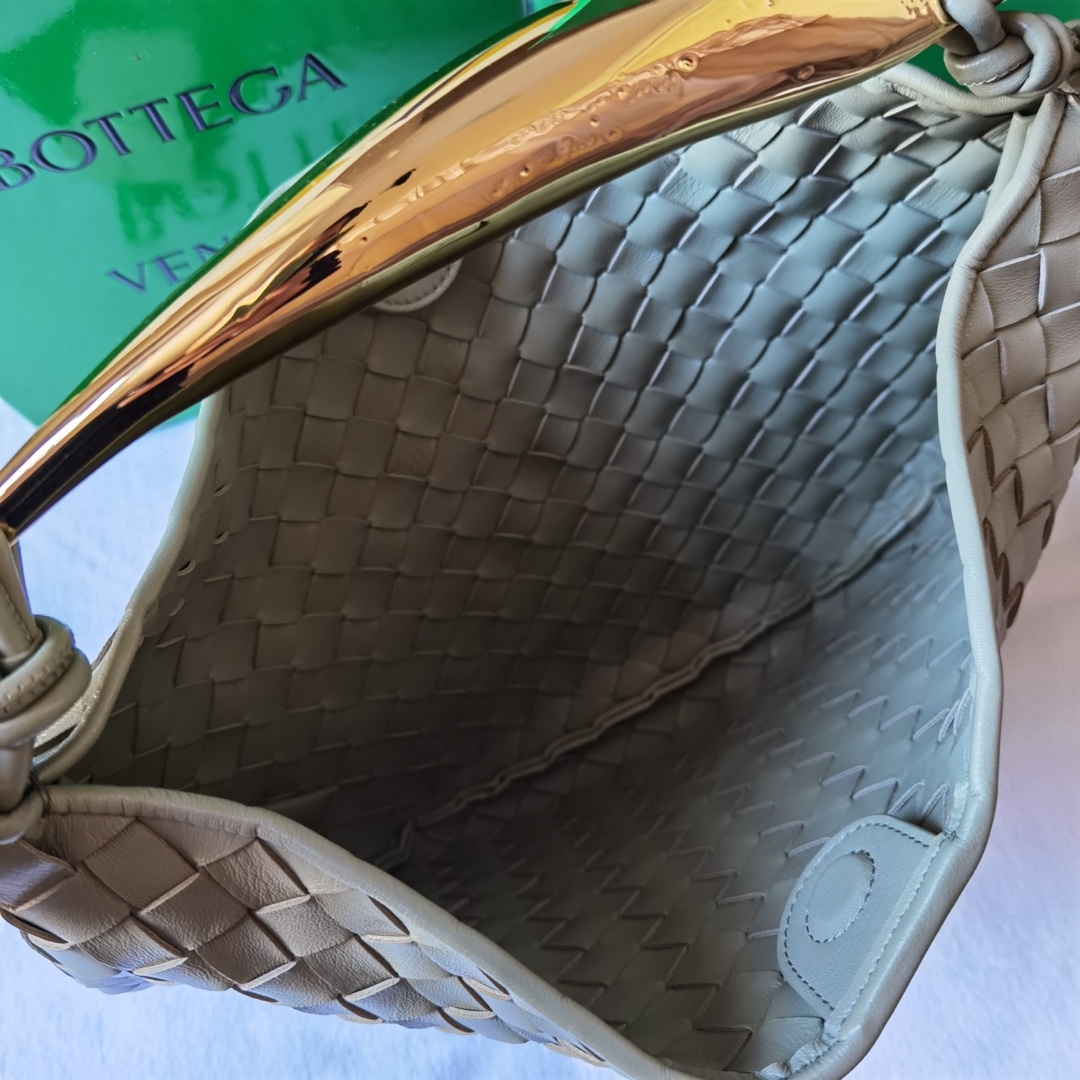 bo*te*ga Ve*ne*ta sardine bag-33x20x4cm