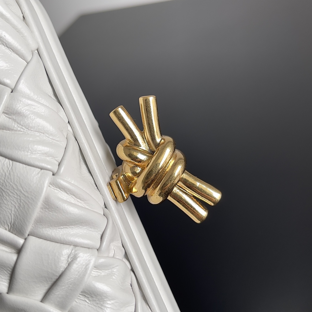 bo*te*ga Ve*ne*ta knot pouch-20.5*6*12.5cm