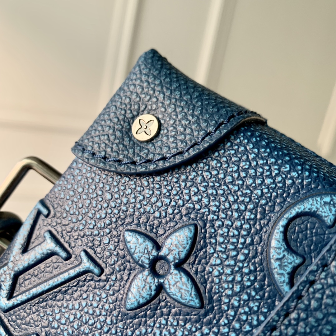 l0*is V*t0n soft trunk-m81776-22.5*14*5 m