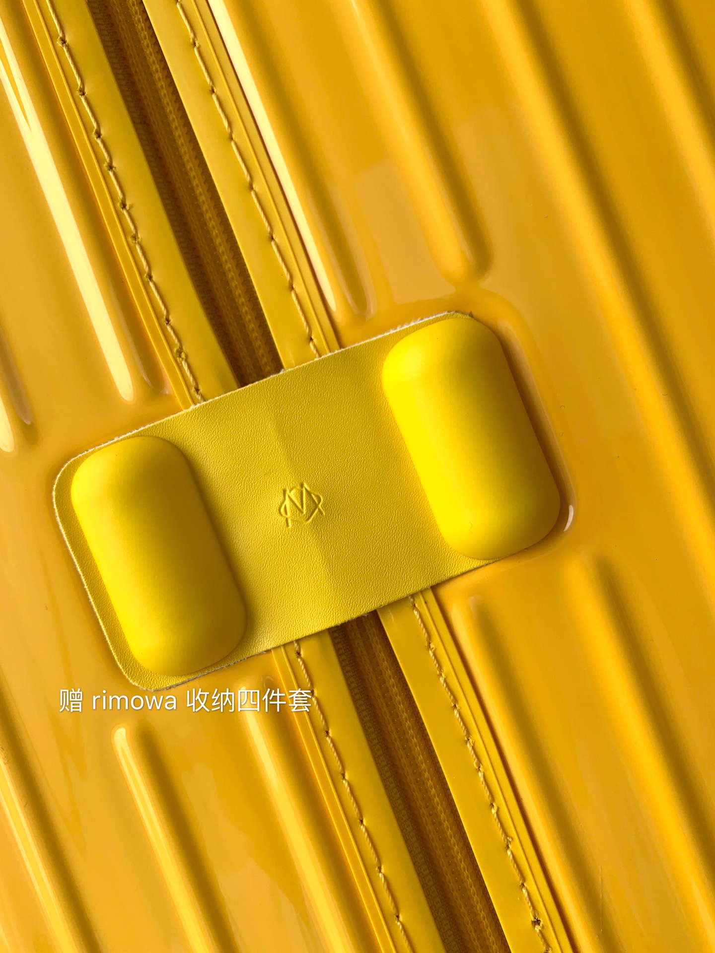 r1m0wa essential ttrunk plus lU*gage-29&31inch