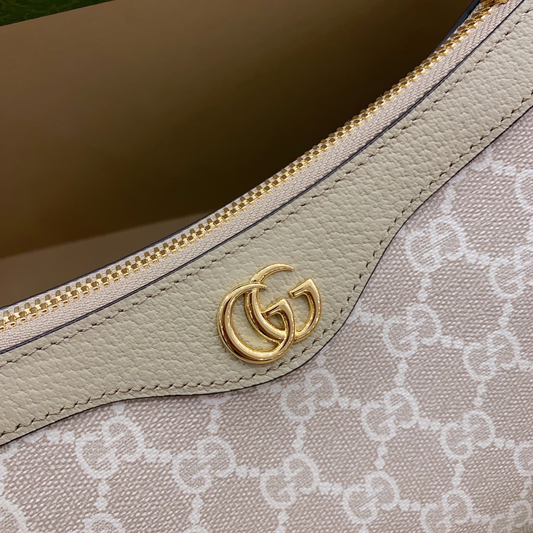 G*u*i chain bag-25*15*6cm