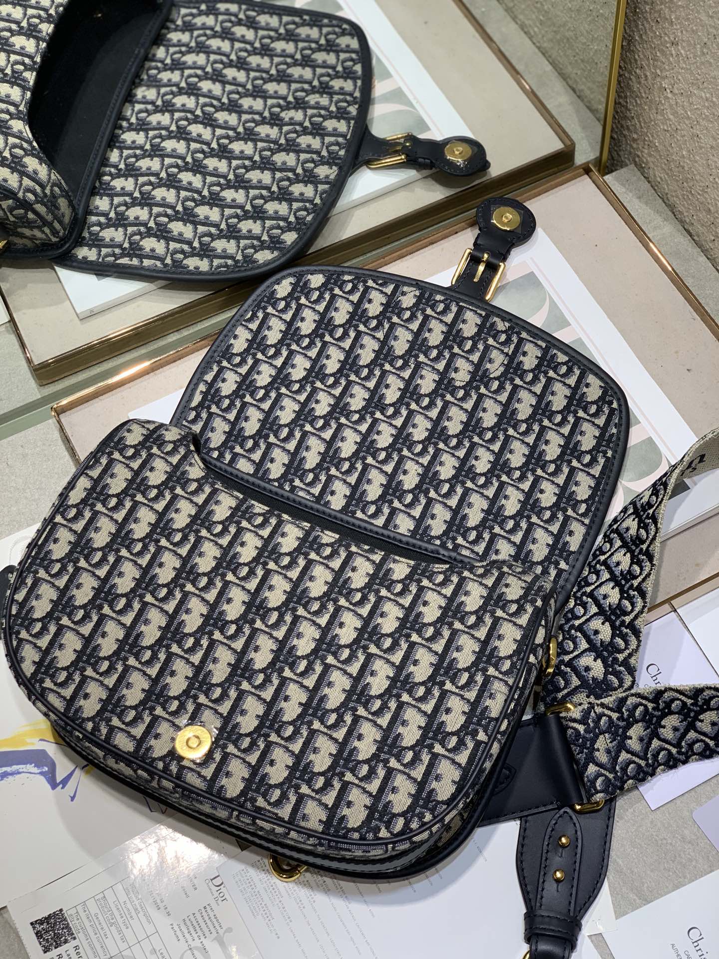 Di0r 30 Bobby Bag-27×19.5×8CM