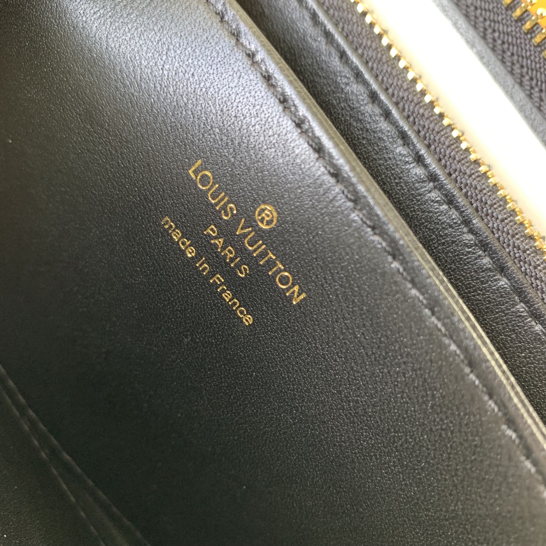 l0*is V*t0n zippy wallet m81763-19.5 10.5 2.5cm