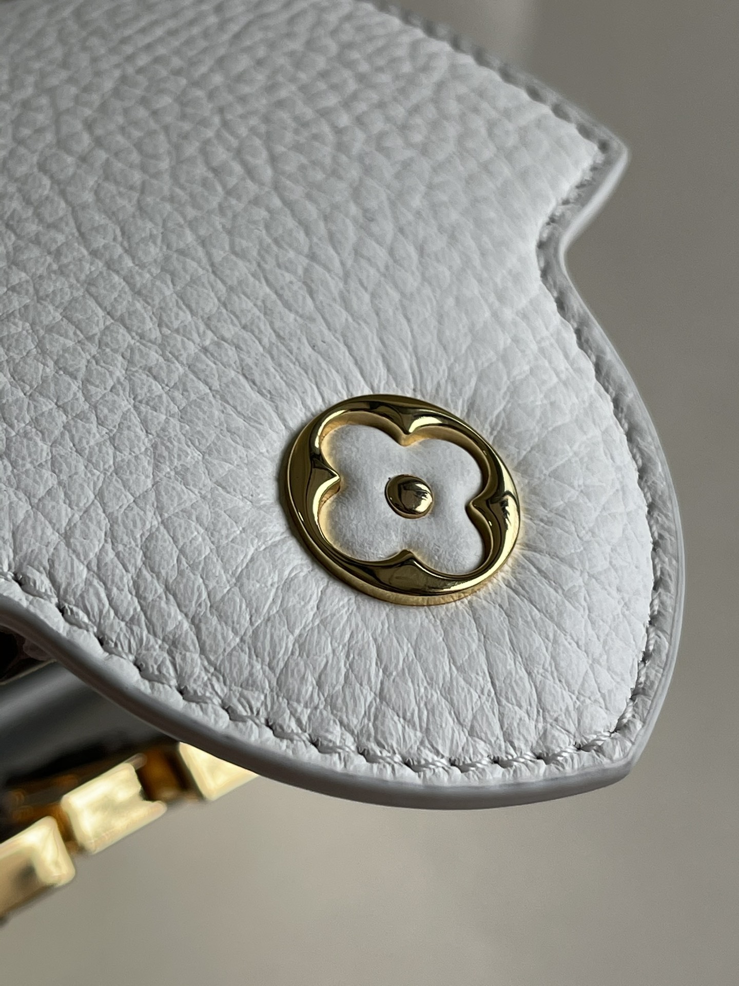 l0*is V*t0n mini capucines handlebag-21*14*8cm