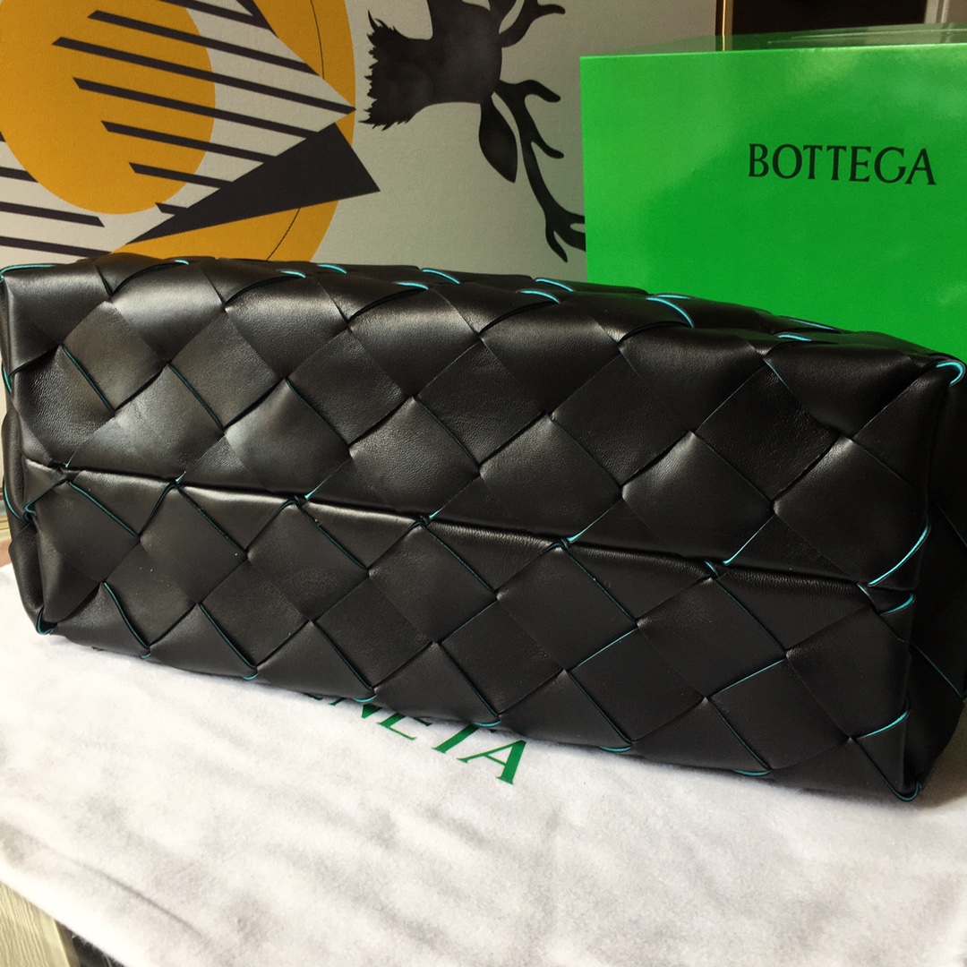 bo*te*ga Ve*ne*tatote-41*26cm