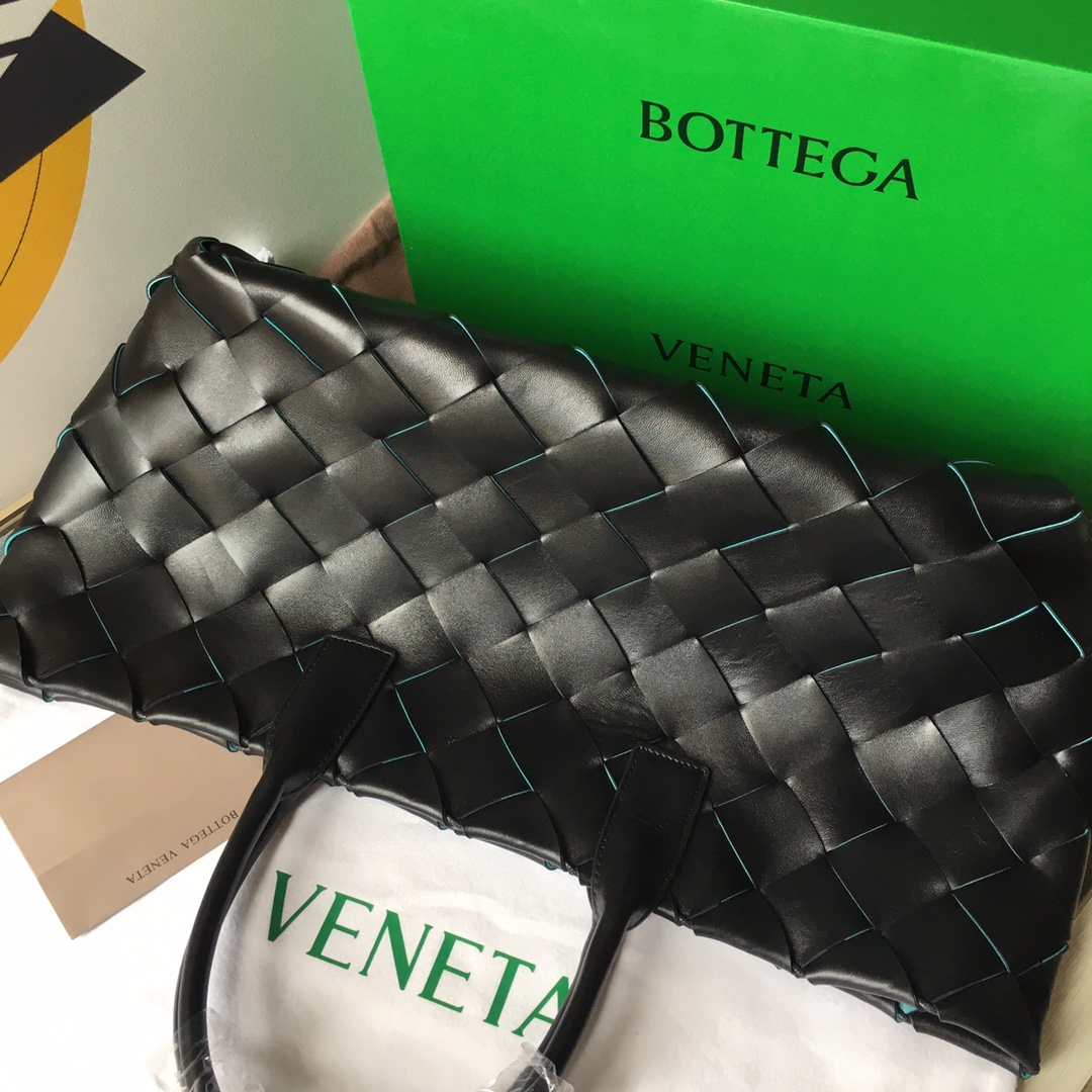 bo*te*ga Ve*ne*tatote-41*26cm