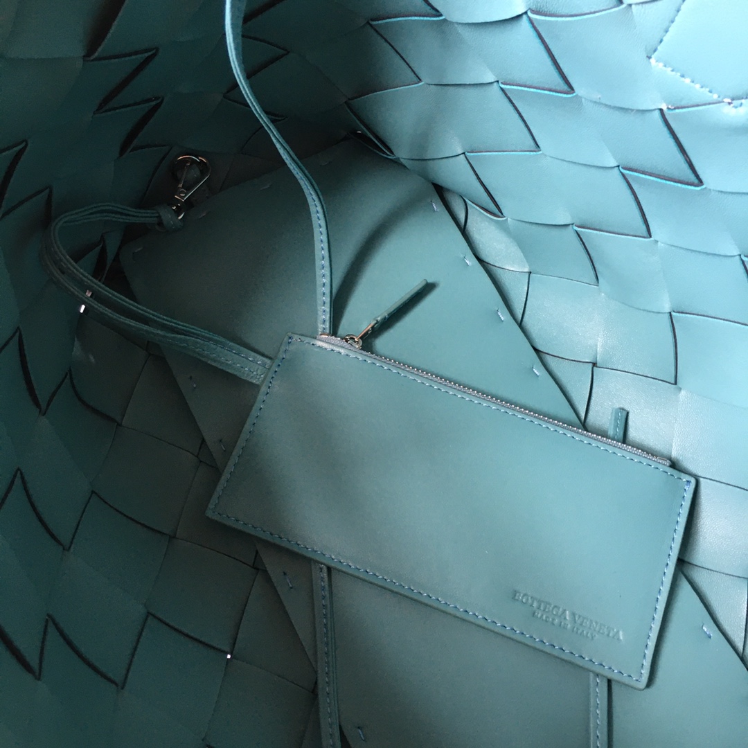 bo*te*ga Ve*ne*tatote-41*26cm