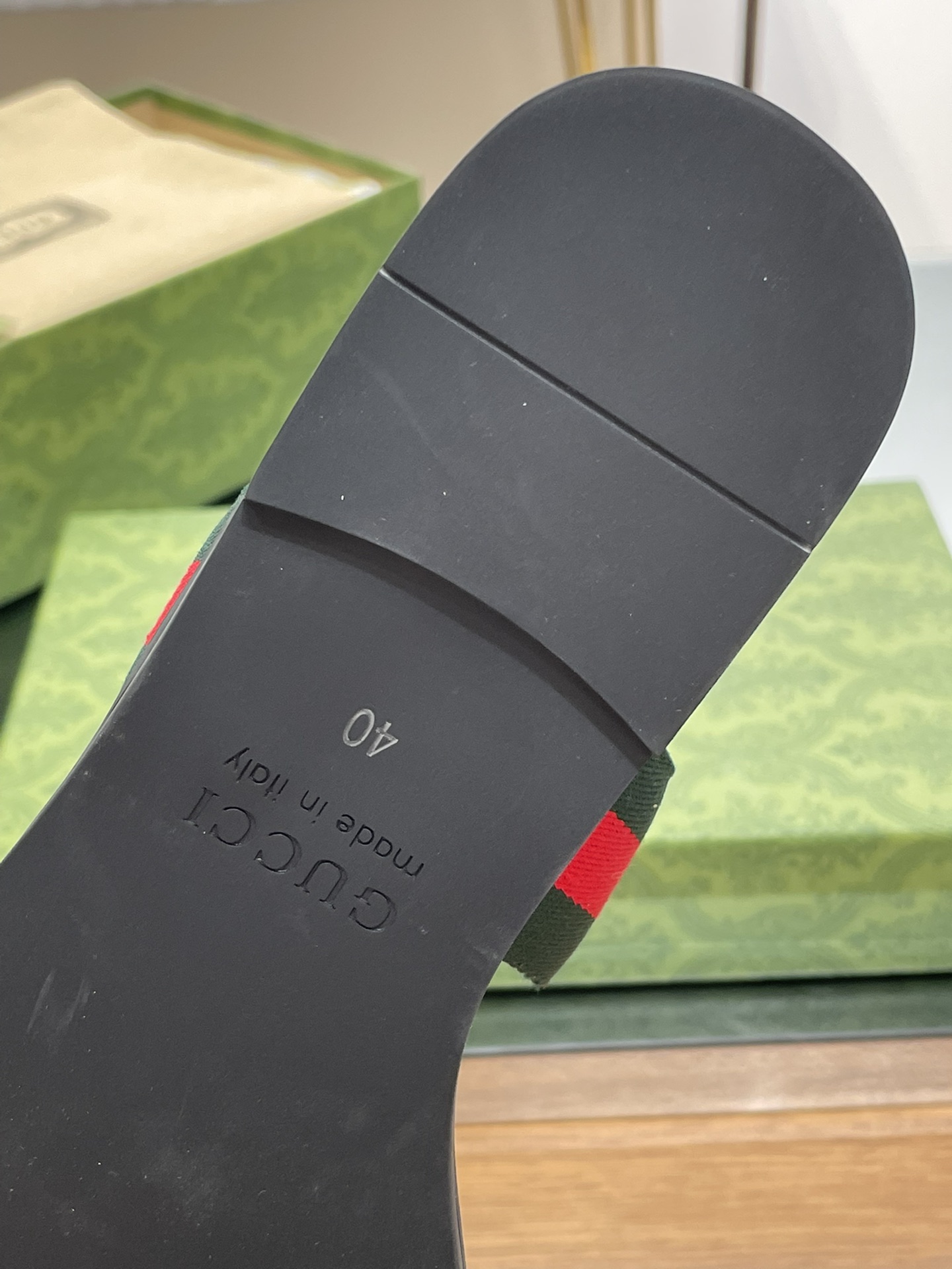 G*u*i slides(size35-43)