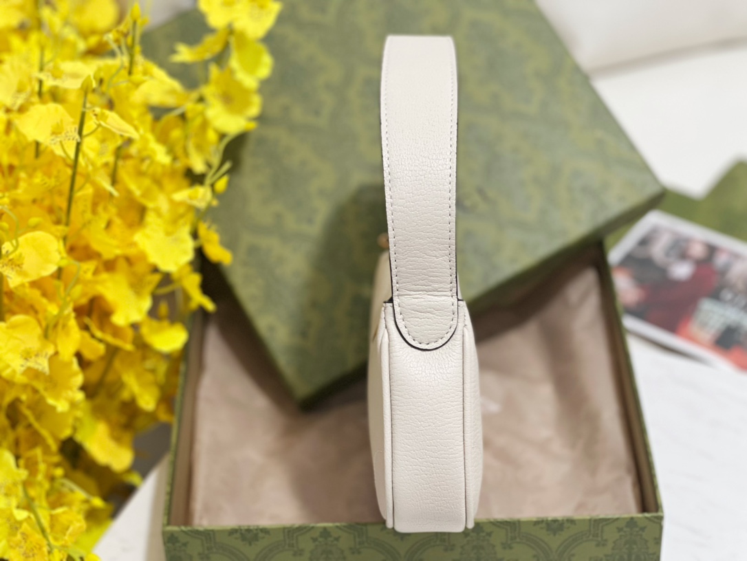 G*u*i aphrodite bag-21*12*4cm