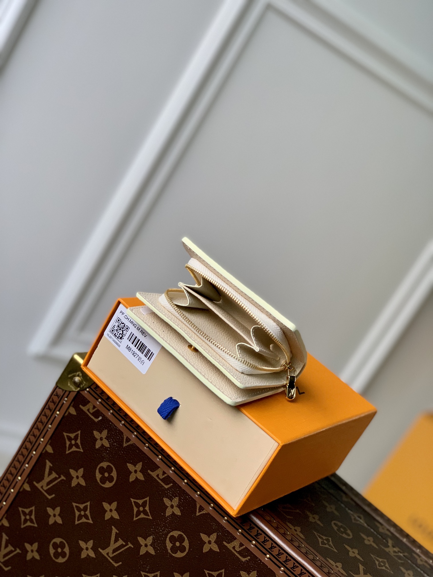 l0*is V*t0n wallet m81927-11 x 8.5 x 3.5 cm