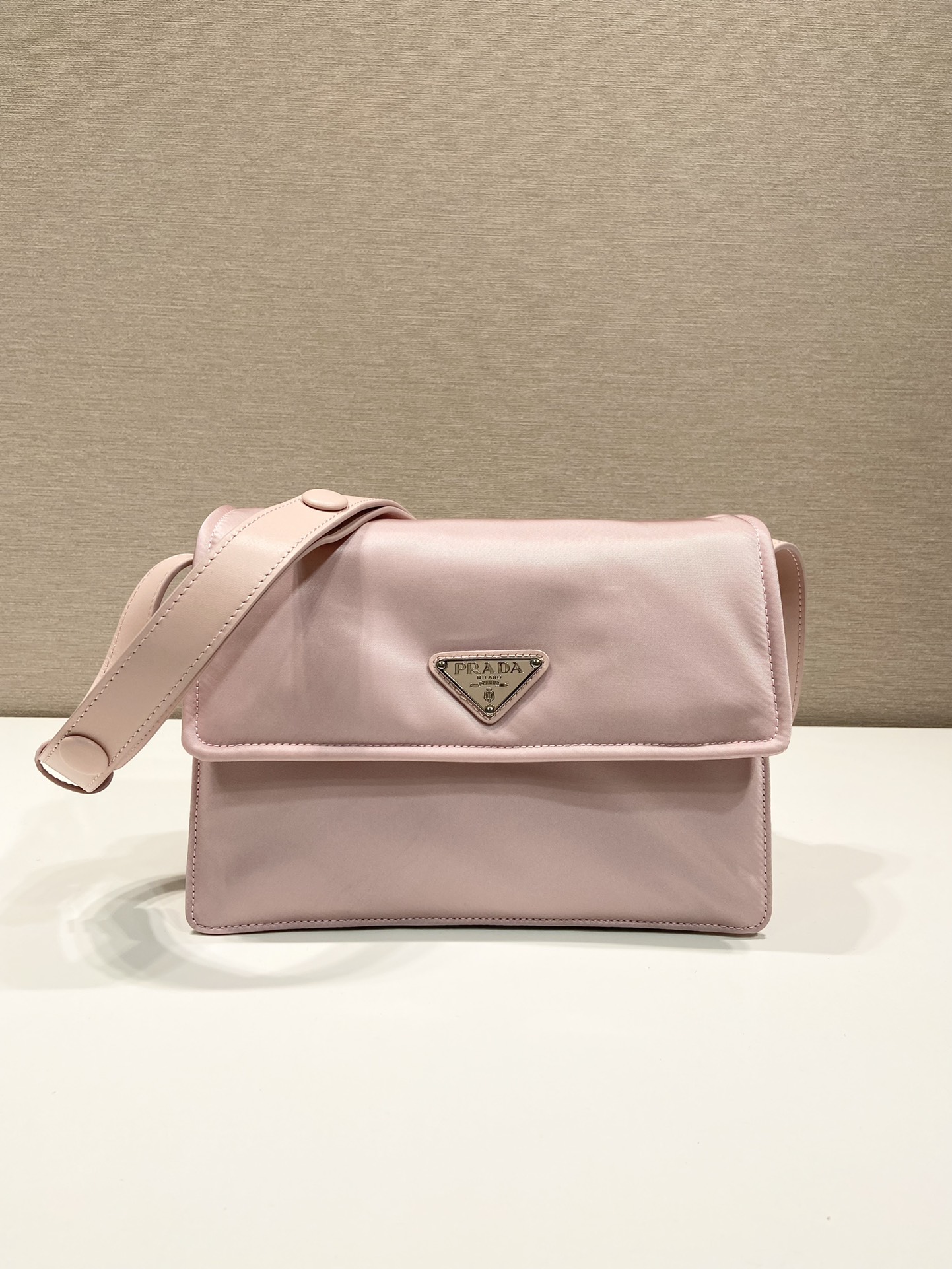 Pra*a 1bd256 shoulder bag-23.5*18*11cm