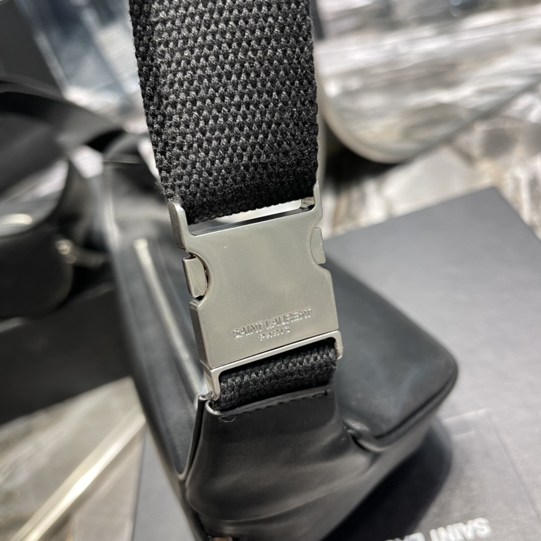 Y*L waist bag-25×14×3.5cm