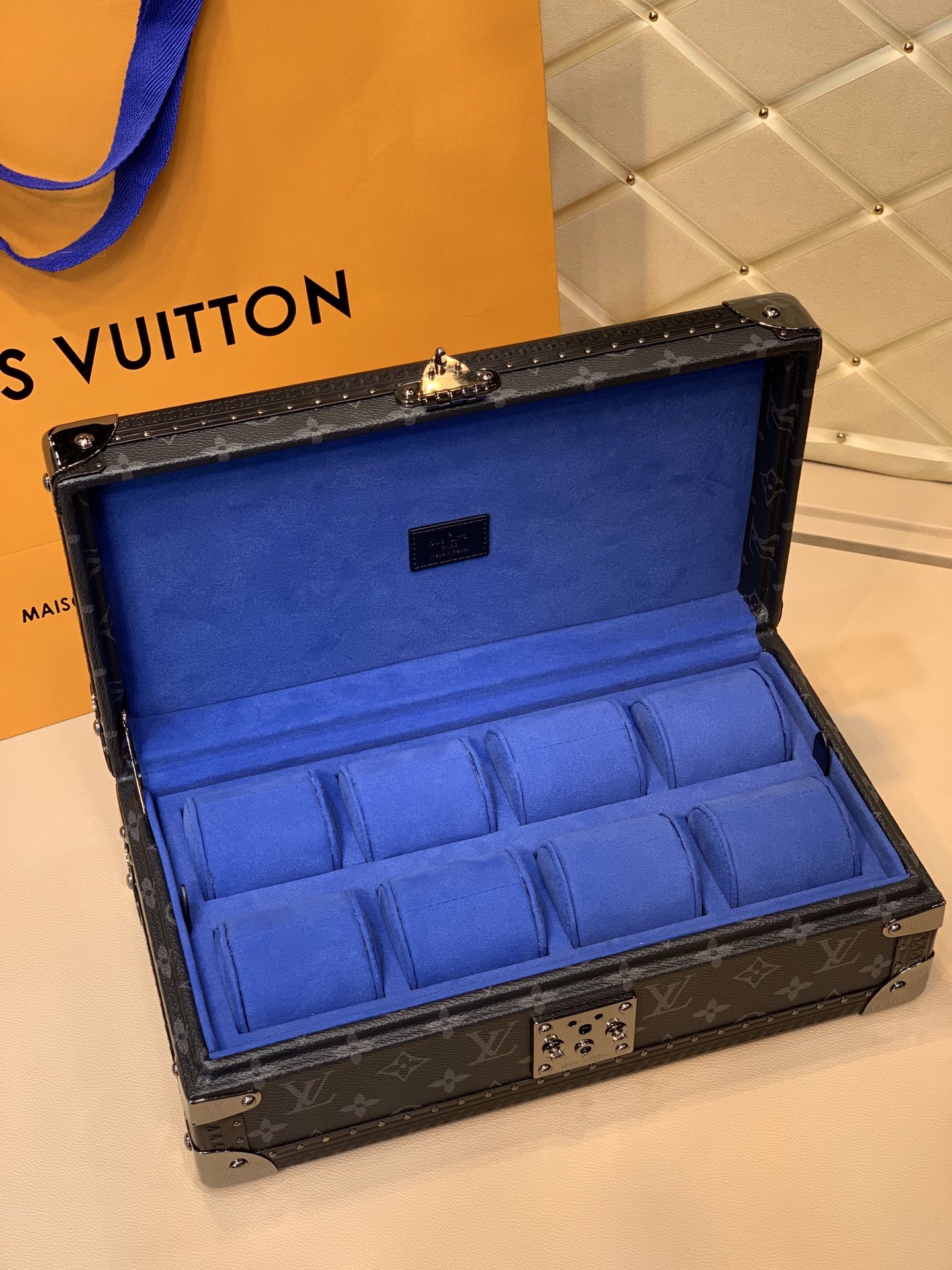 l0*is V*t0n cotteville travel box-37*18*1cm