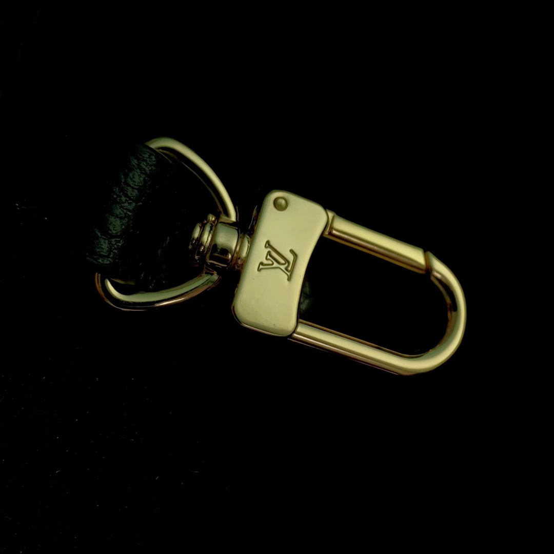 l0*is V*t0n x ykonthego handbag-35 x 27 x 14 cm