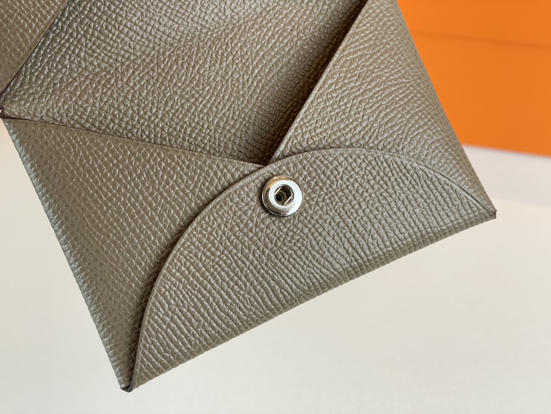 H**mes constance wallet epsom