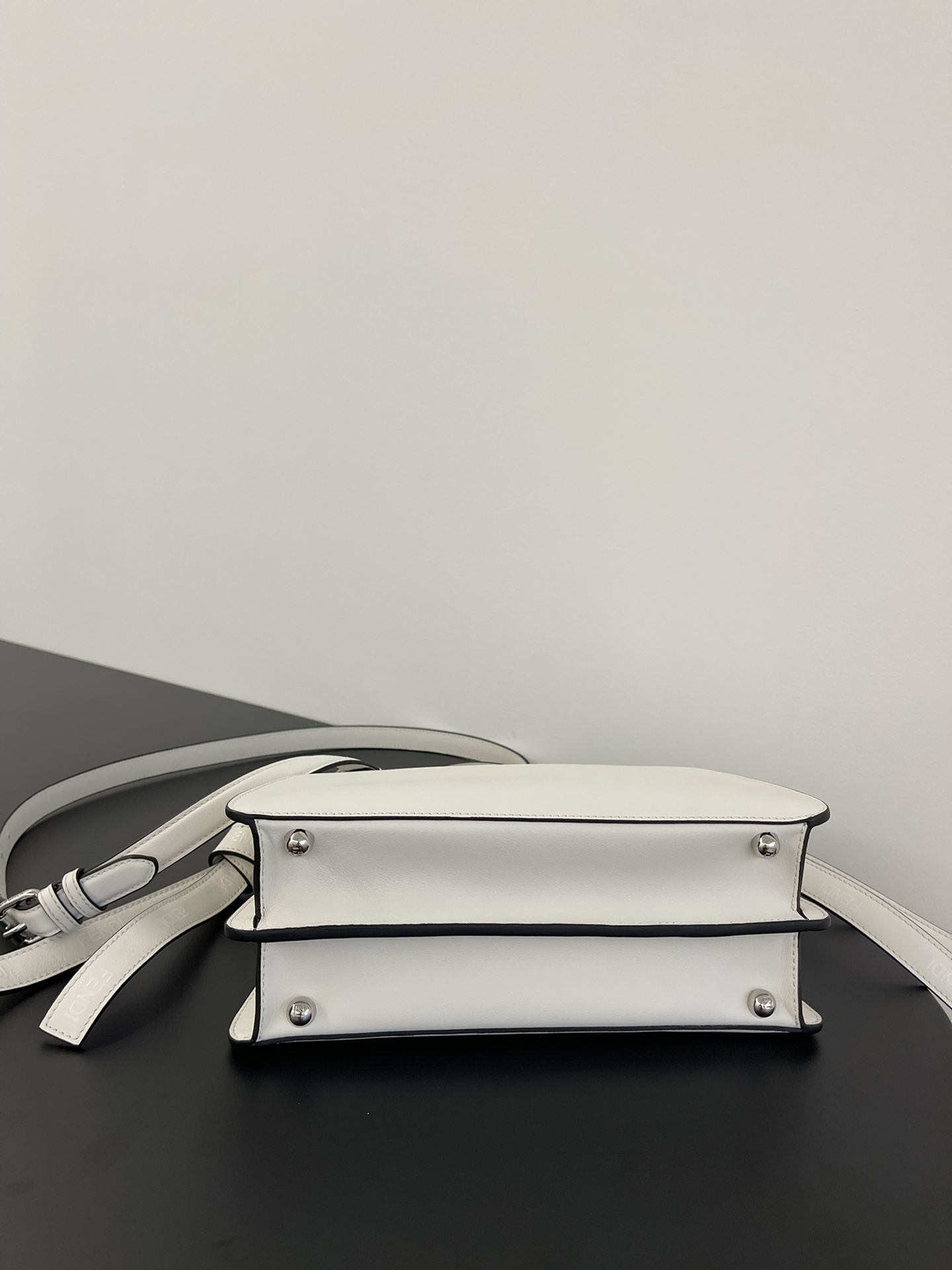 F**di peekaboo-27x21x9.5cm