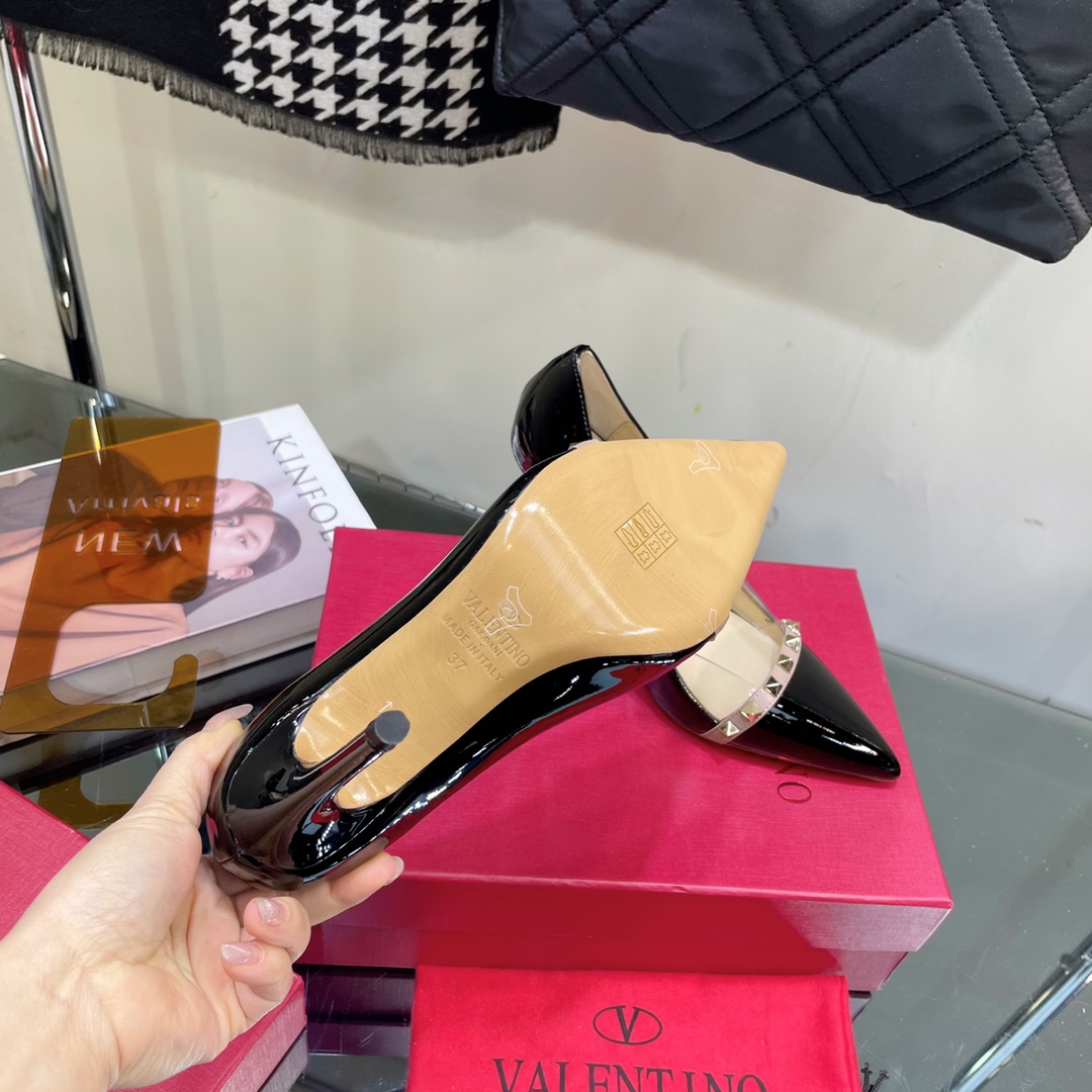 Va1e*ntin0 heels-9m
