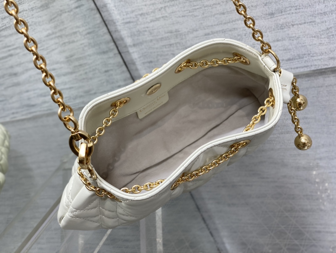 di0r D*or ammi bag-27 * 15 * 12cm