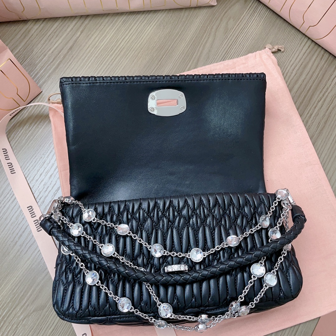 M*um*u chain bag-22.5*4.5*12cm