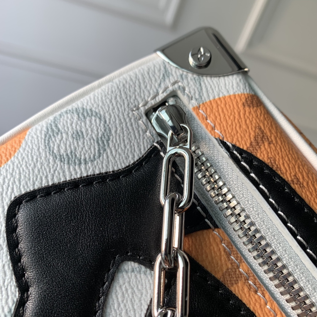 l0*is V*t0n mini soft trunk-m23144-18*13*8m