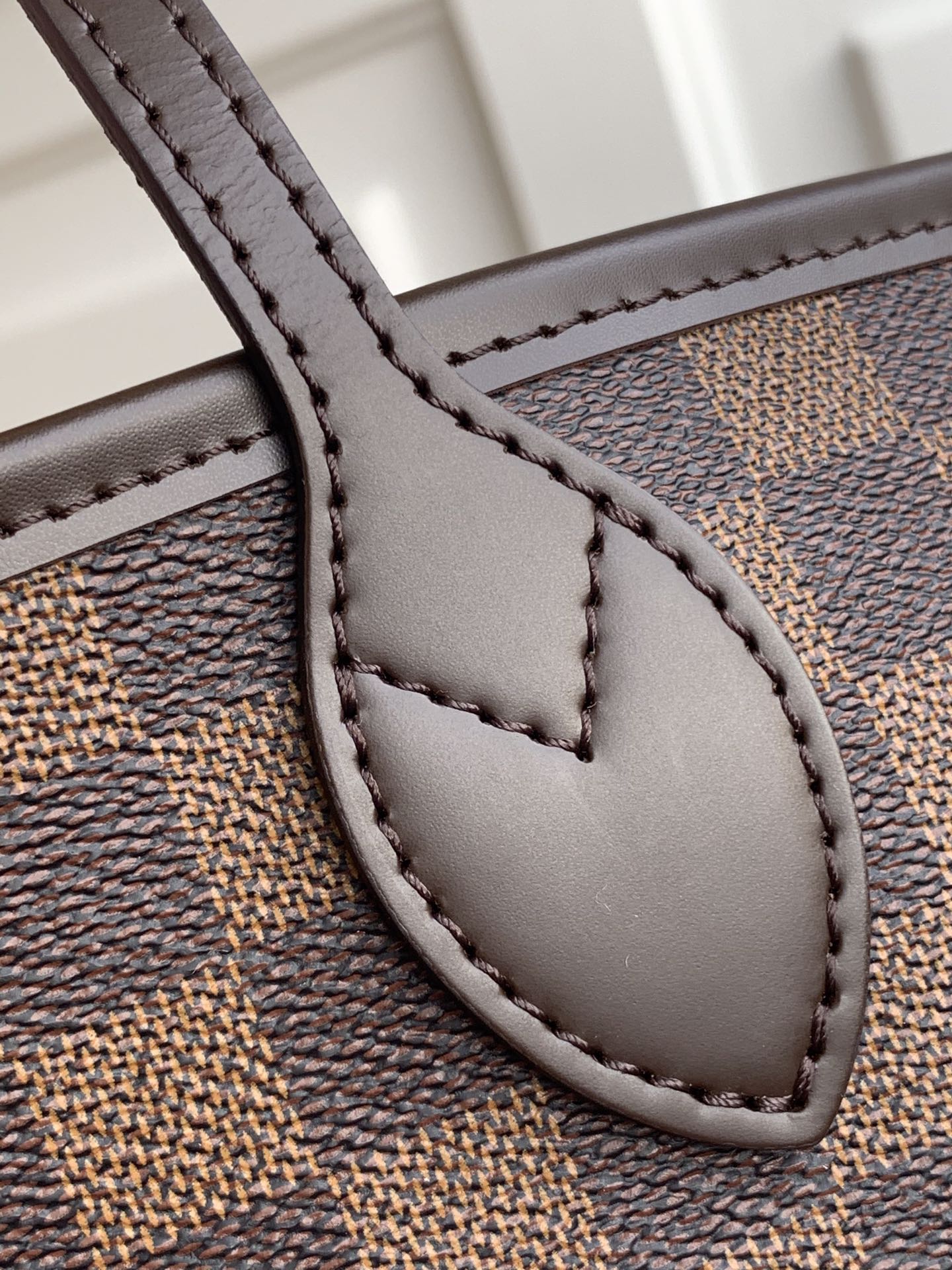 l0*is V*t0n neverfull mm (pink inside) -32*29*17cm