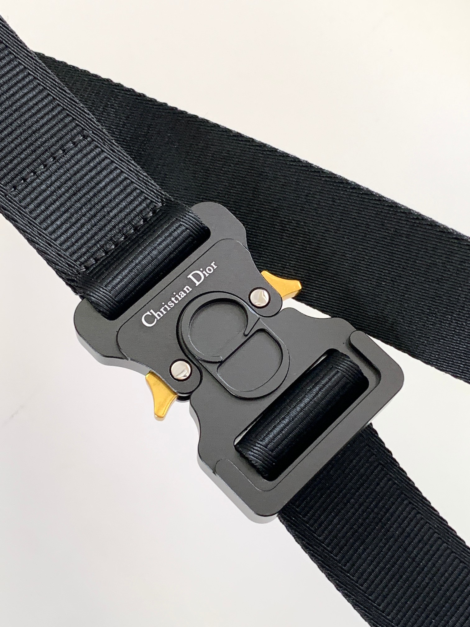 Dio Lingot 22 Bag-22 x 10.5x 12.5CM