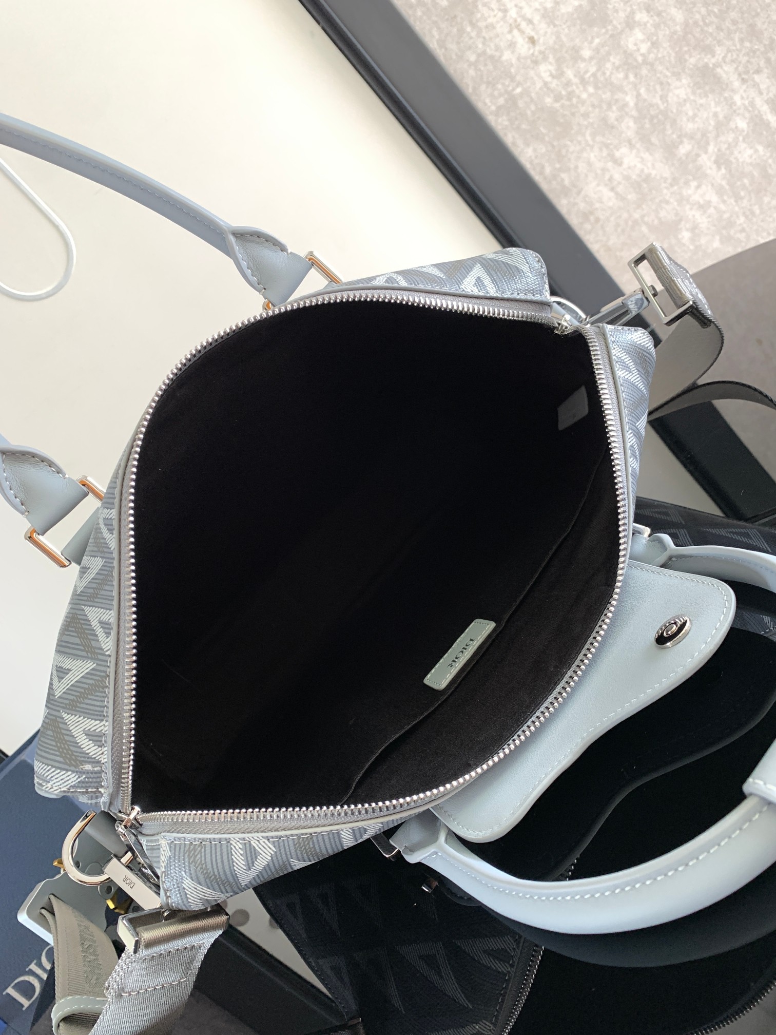 D*or lingot messenger bag-35 x 27 x 6cm