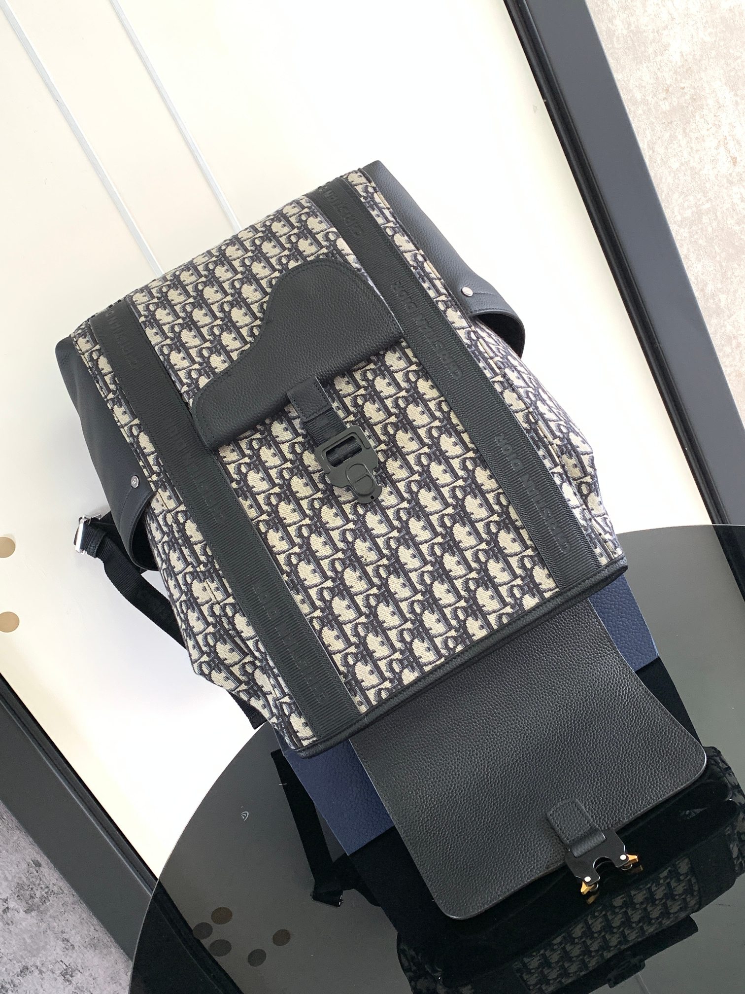 D*or saddle backpack-32 x 45 x 16cm