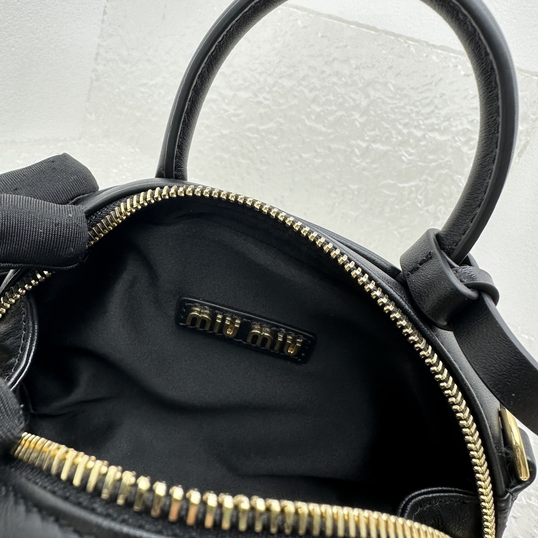 M*um*u ss23 bag-18*11.5*8cm