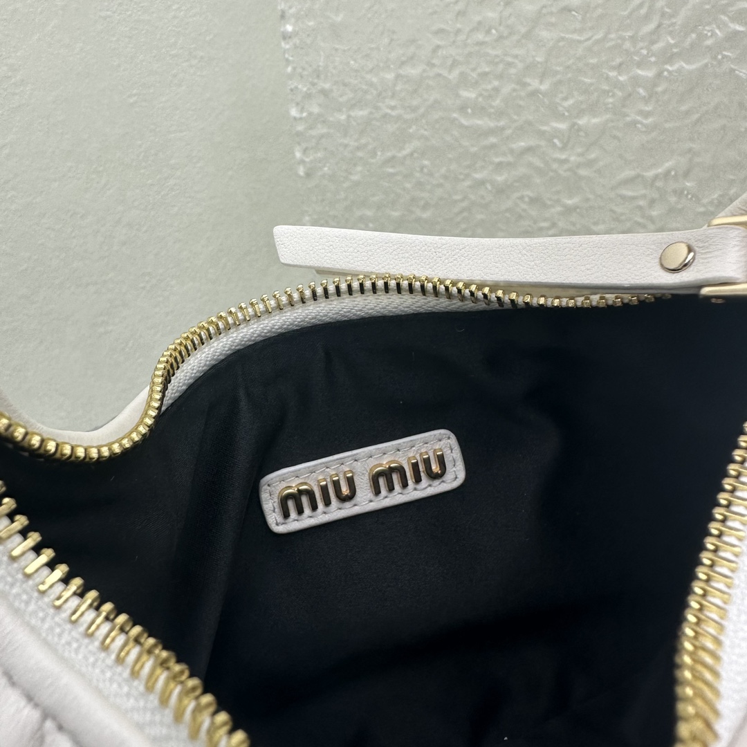 M*um*u wander hobo bag-20*6*17cm