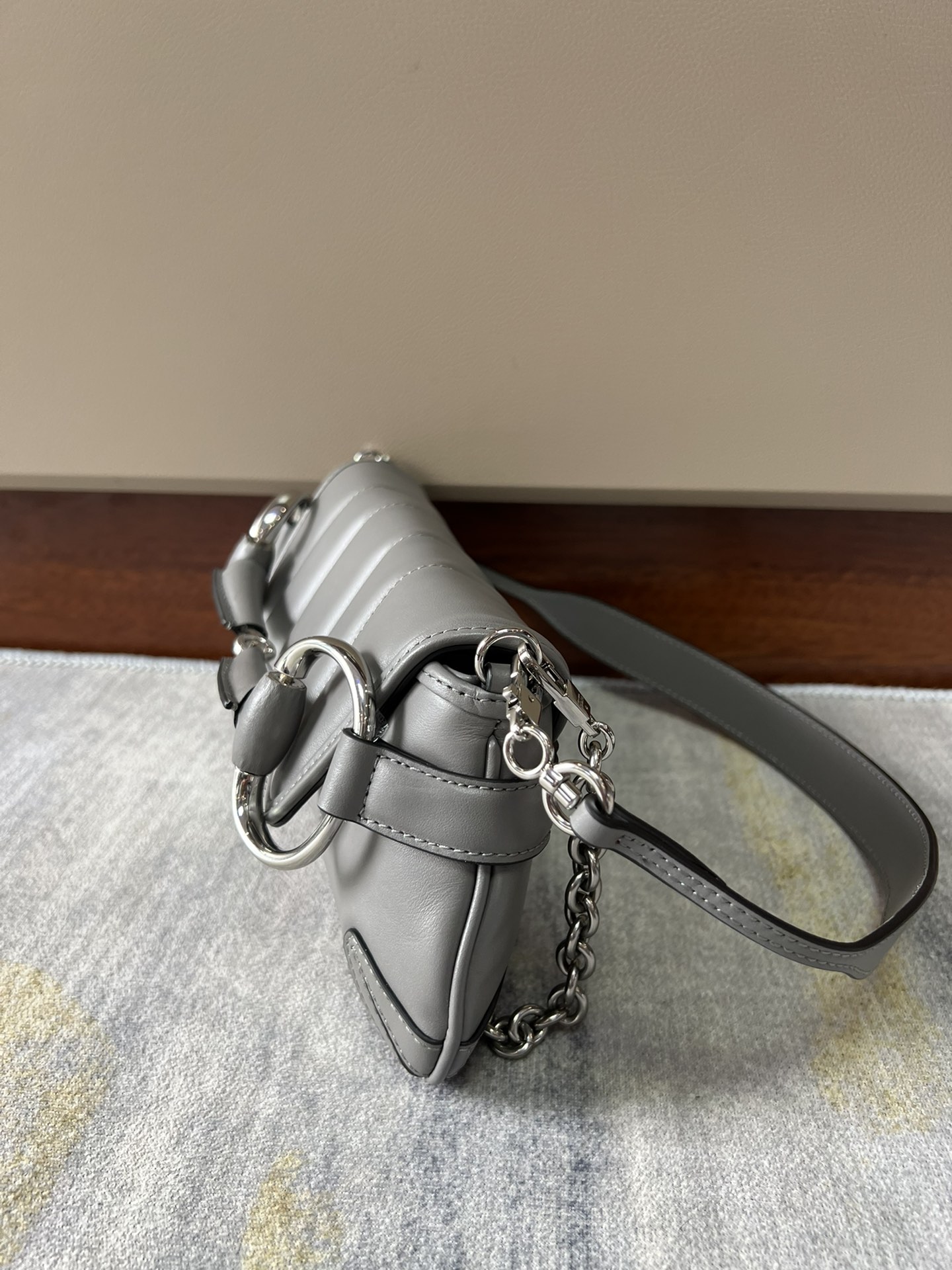 G*u*i horsebit chain 2023-27x11x5cm
