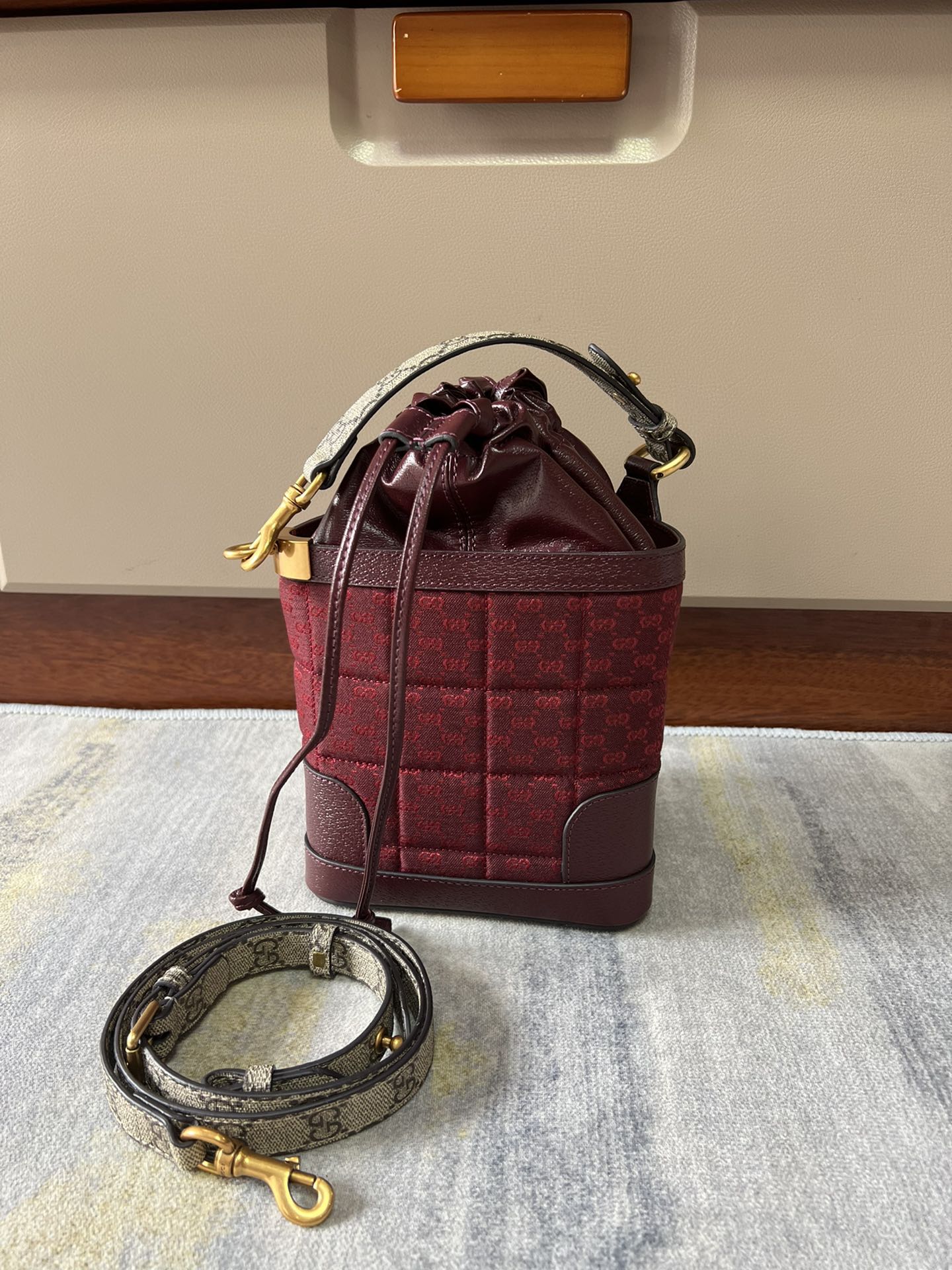 G*u*i tote 2023-18*16*15cm